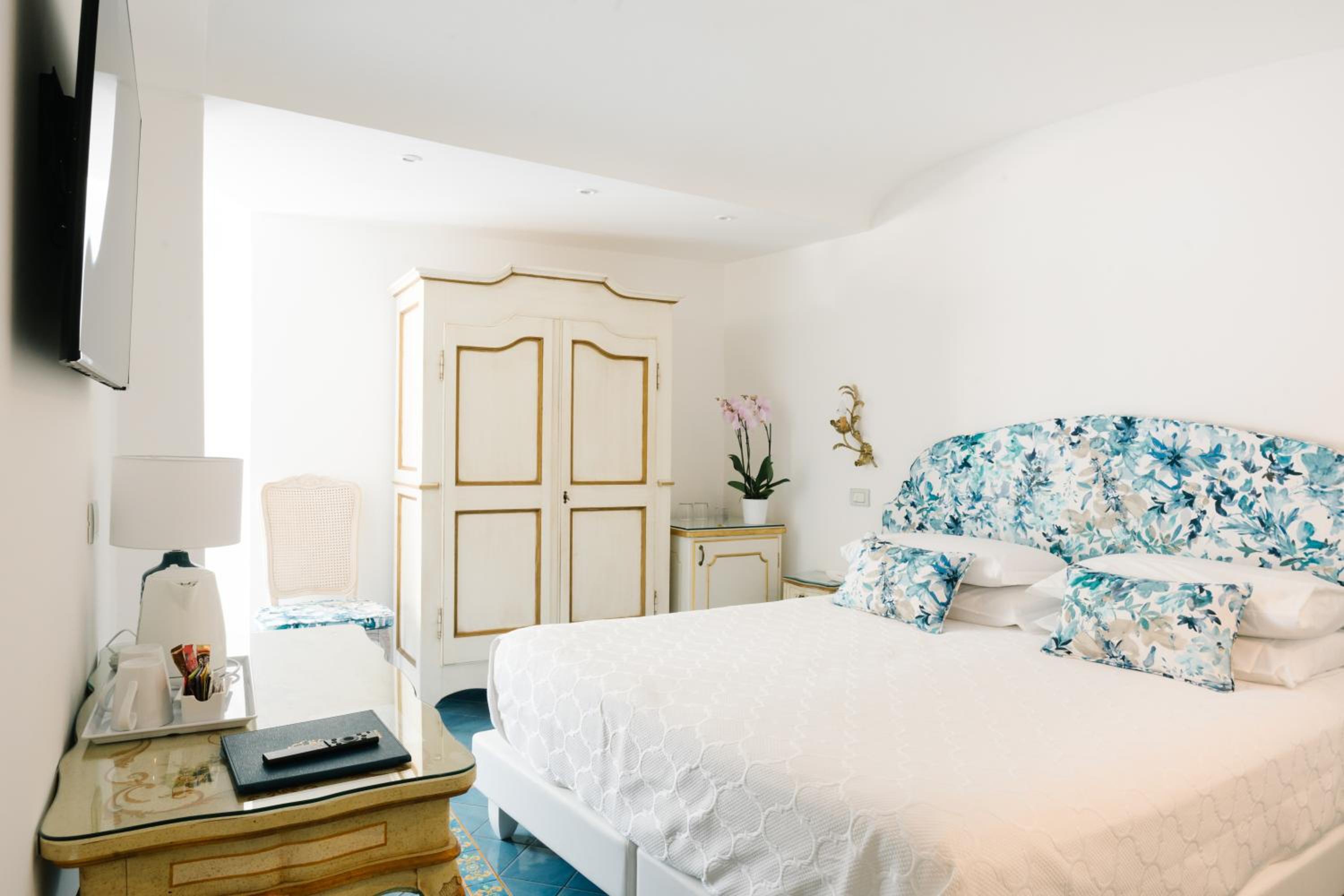 Superior Double Room with Balcony and Sea View - Photo 5