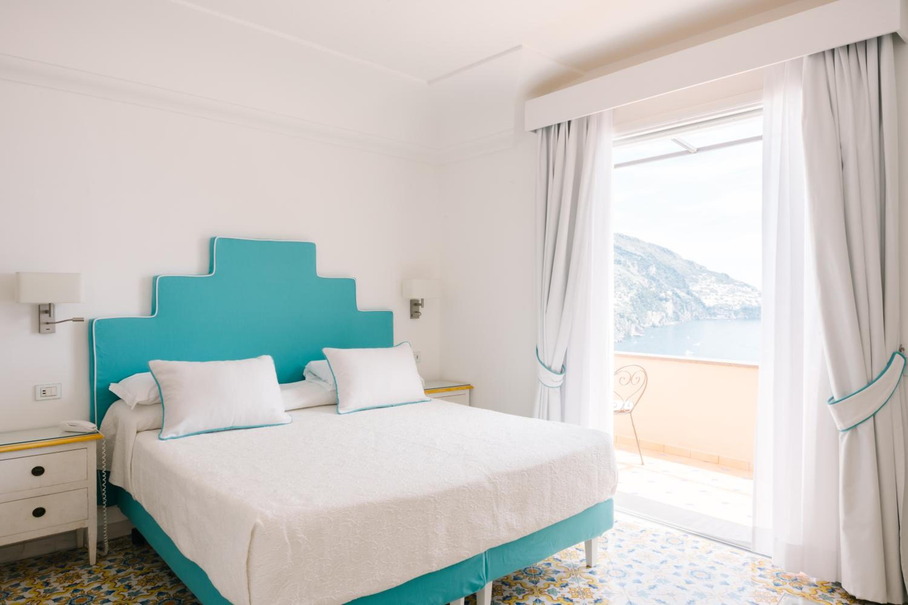 Deluxe Double Room with Terrace and Sea View - Photo 28