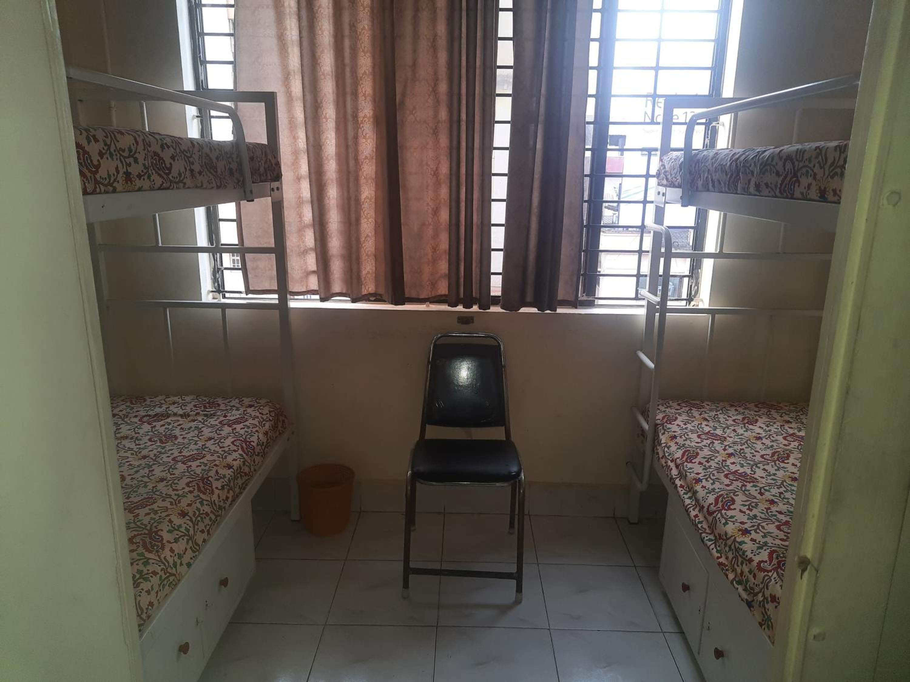 4-Bed Male Dormitory Room  photo 2