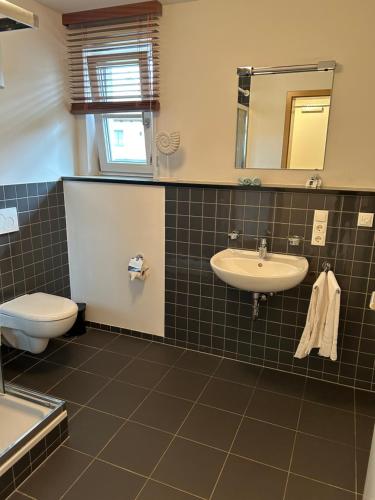 Budget Double Room photo 2