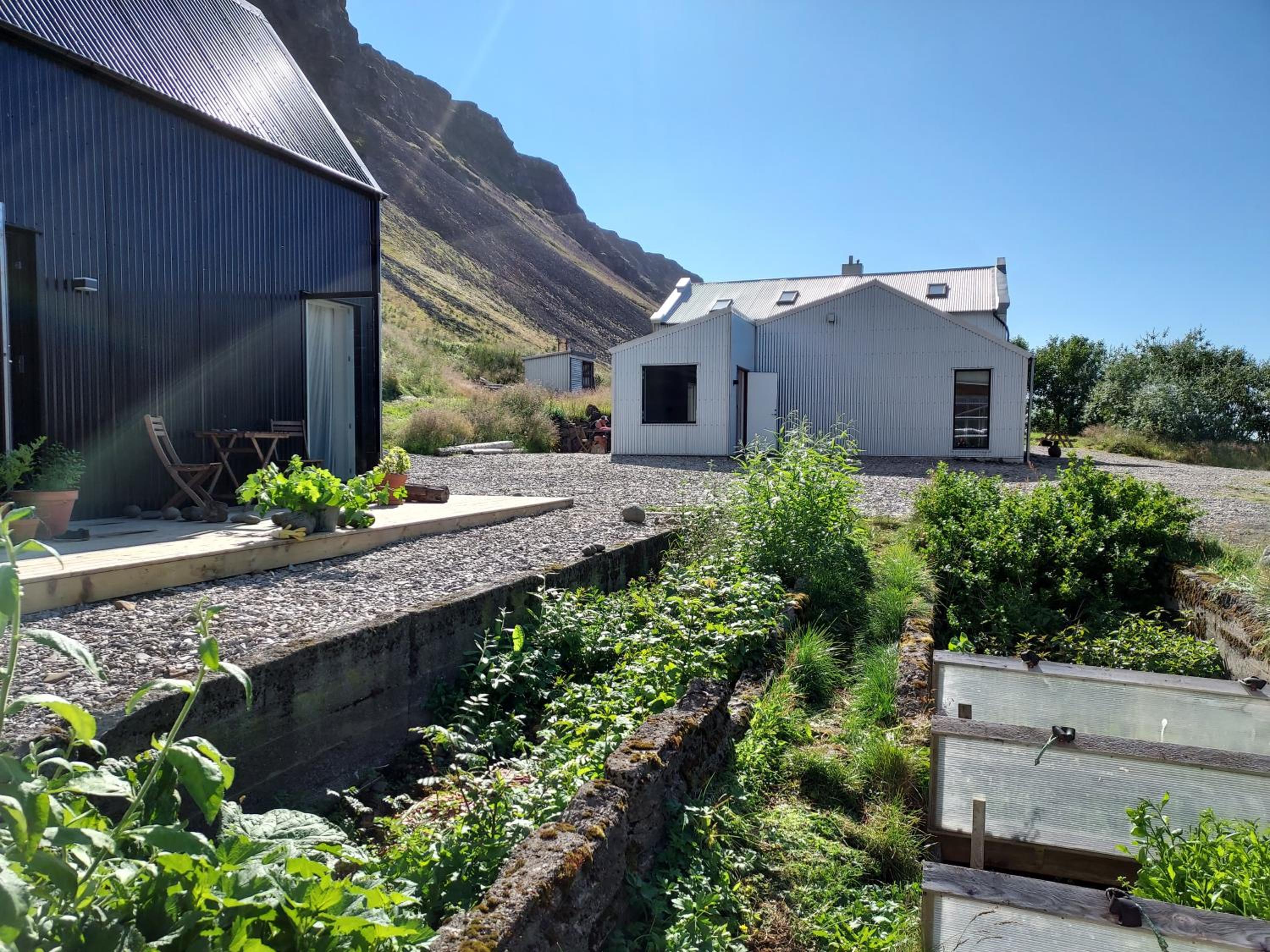 Studio with Garden View - Photo 17