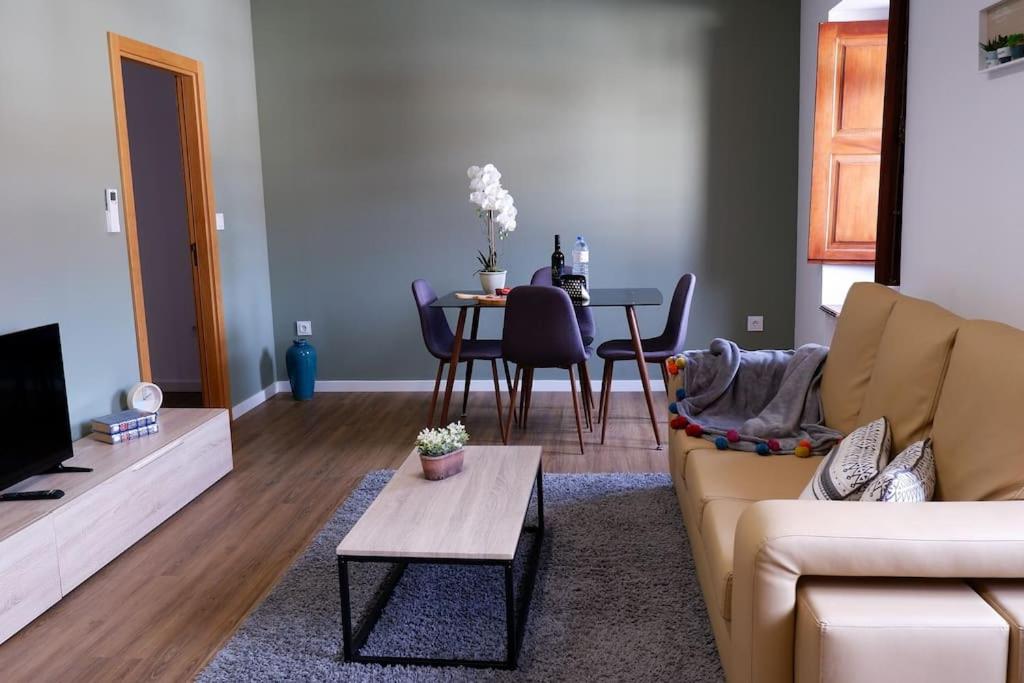 One-Bedroom Apartment - Photo 12