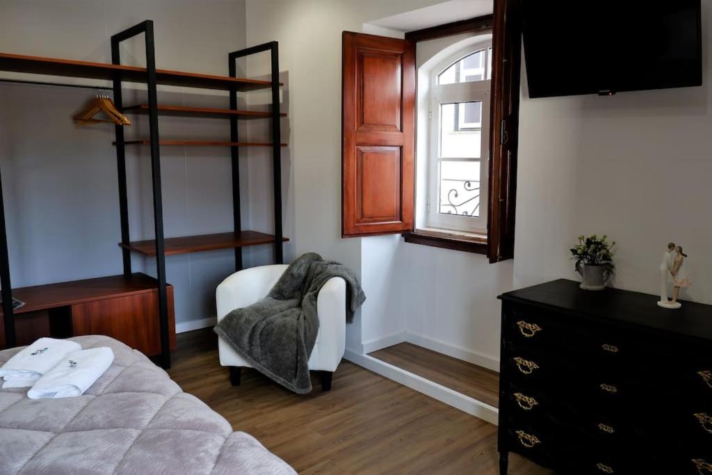 One-Bedroom Apartment - Photo 6