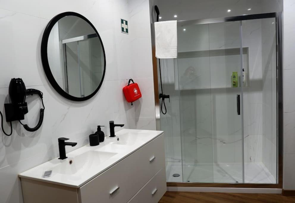One-Bedroom Apartment - Photo 9