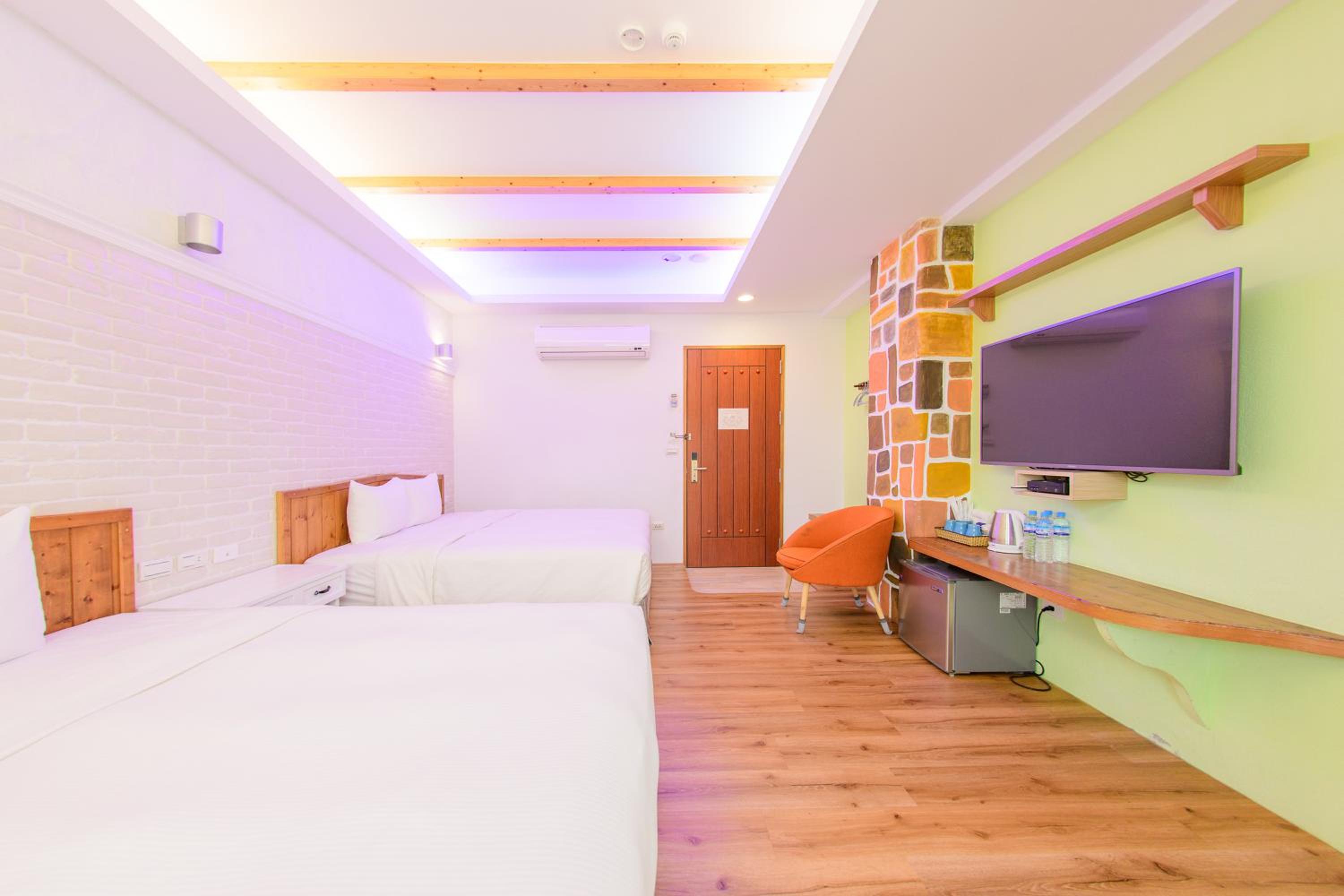 Standard Quadruple Room photo 2