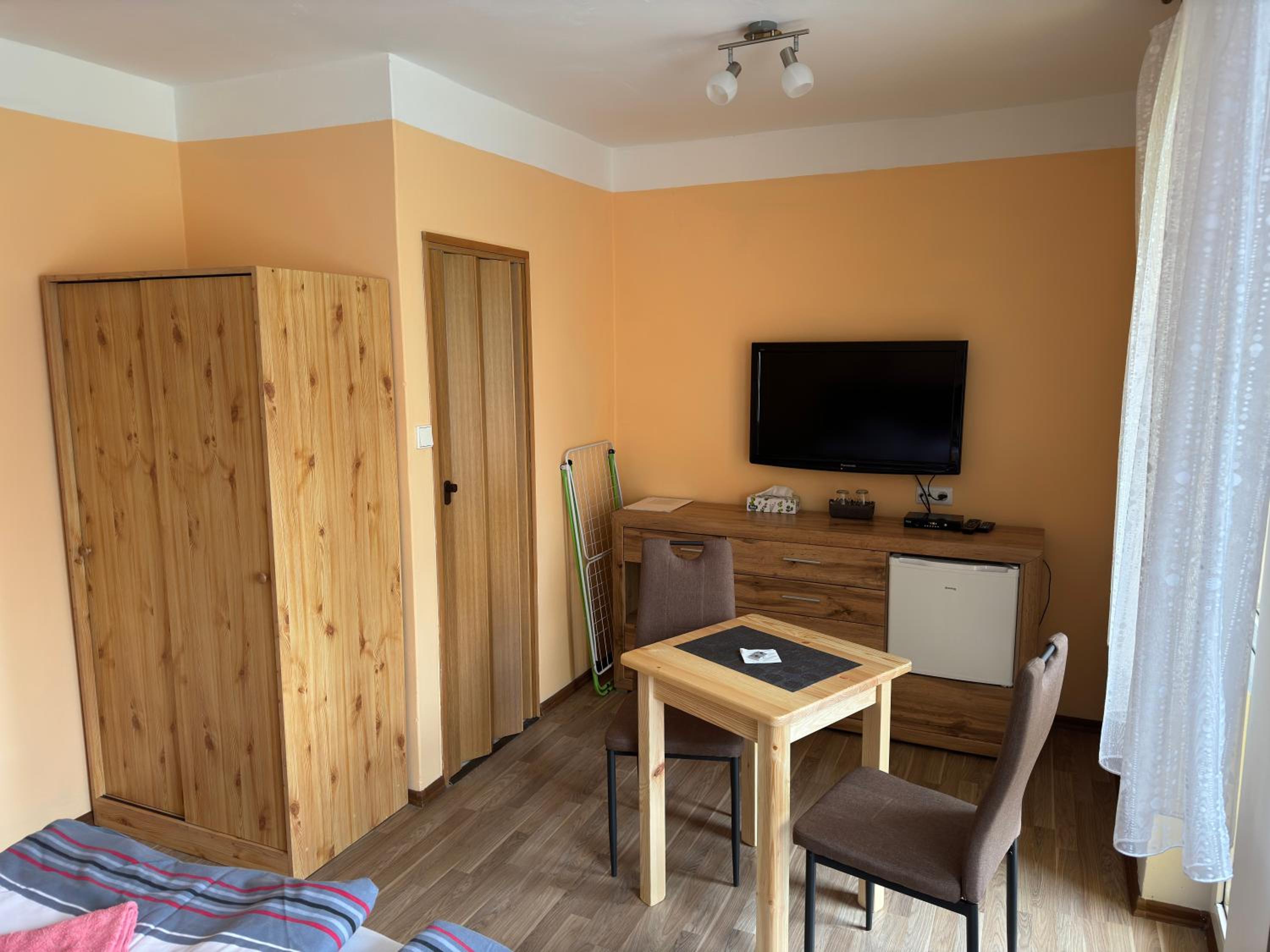 Double or Twin Room with Balcony photo 2