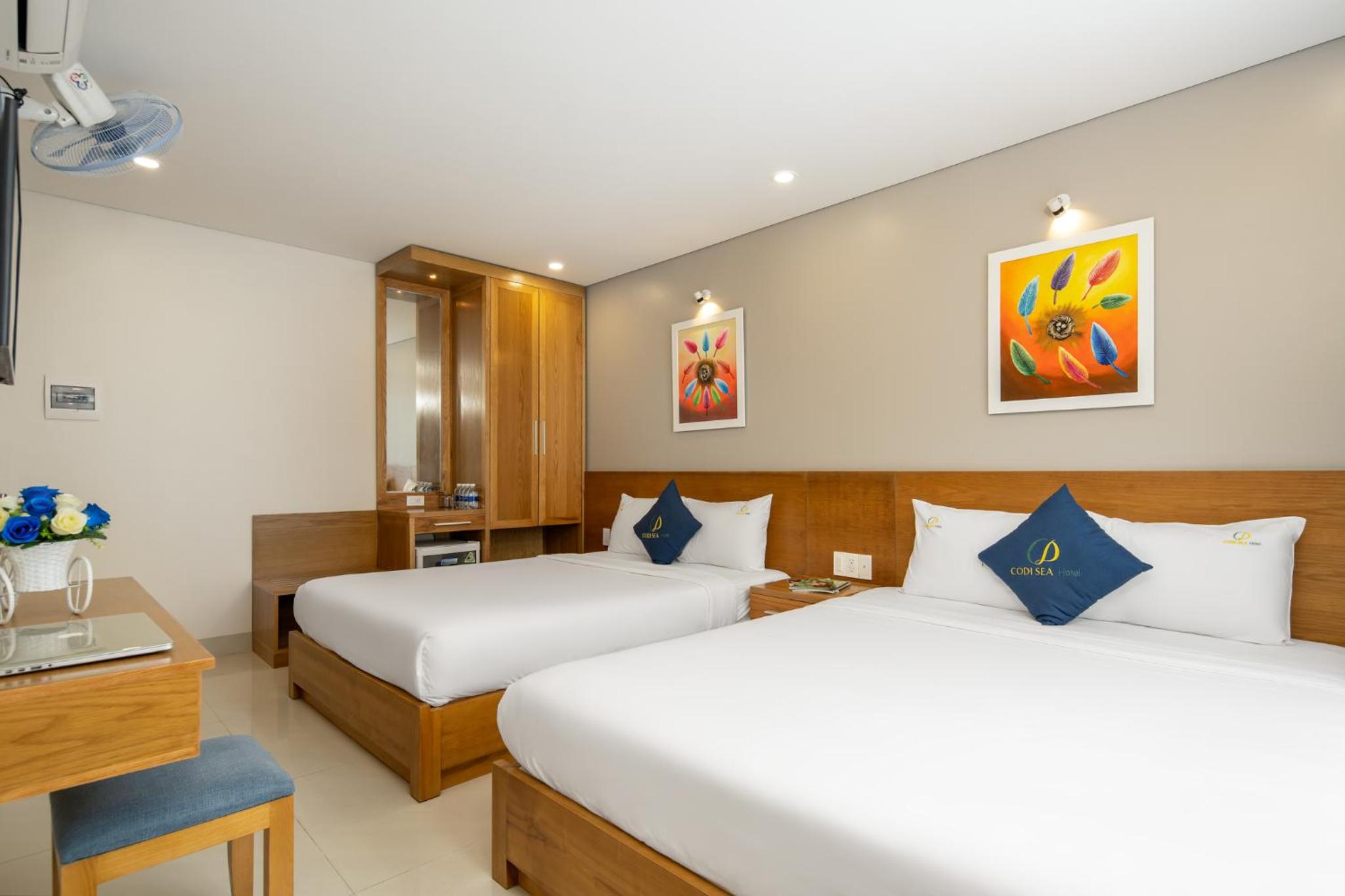 Twin Room with City View