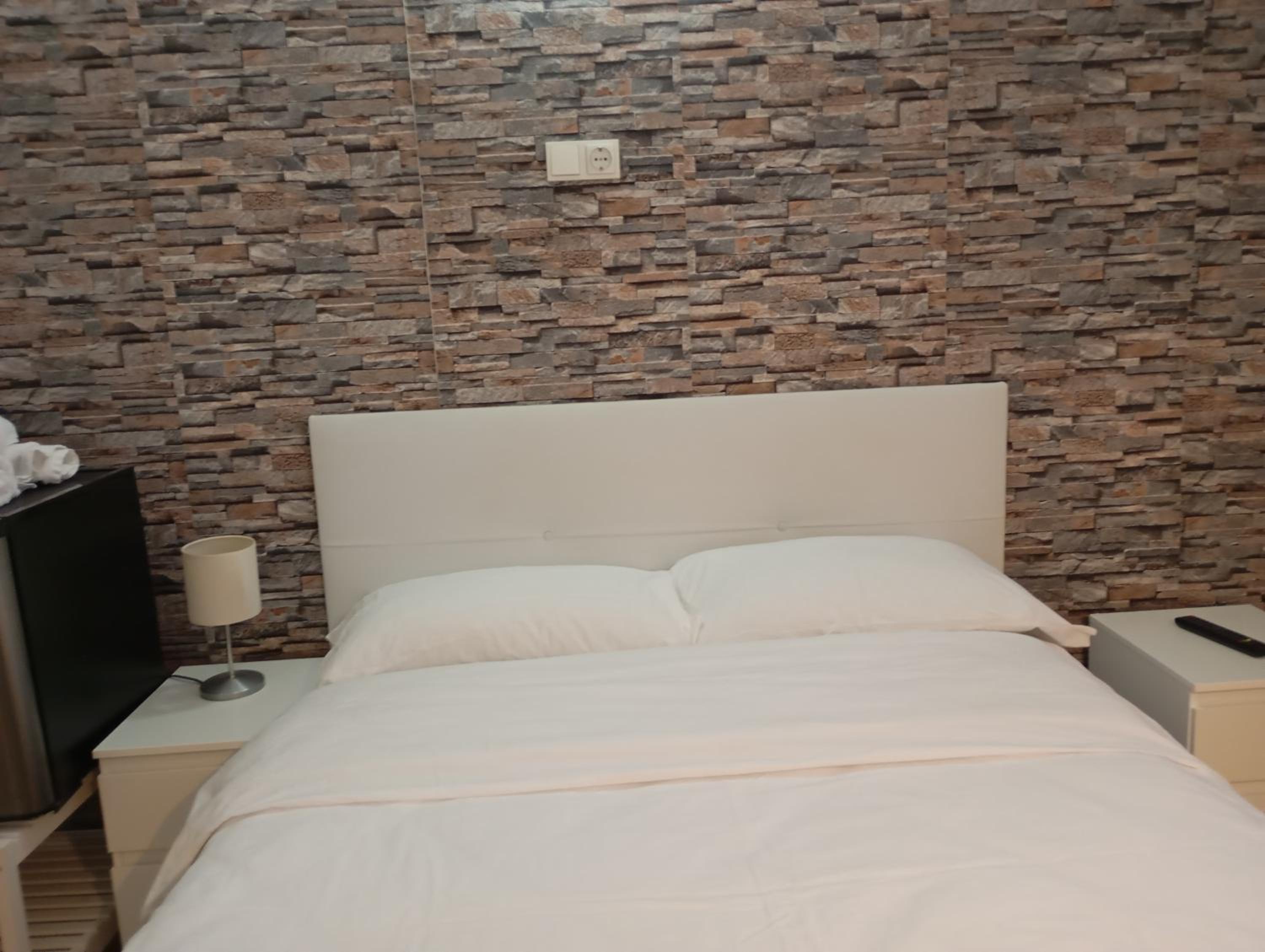 Habitación Doble con Baño Compartido