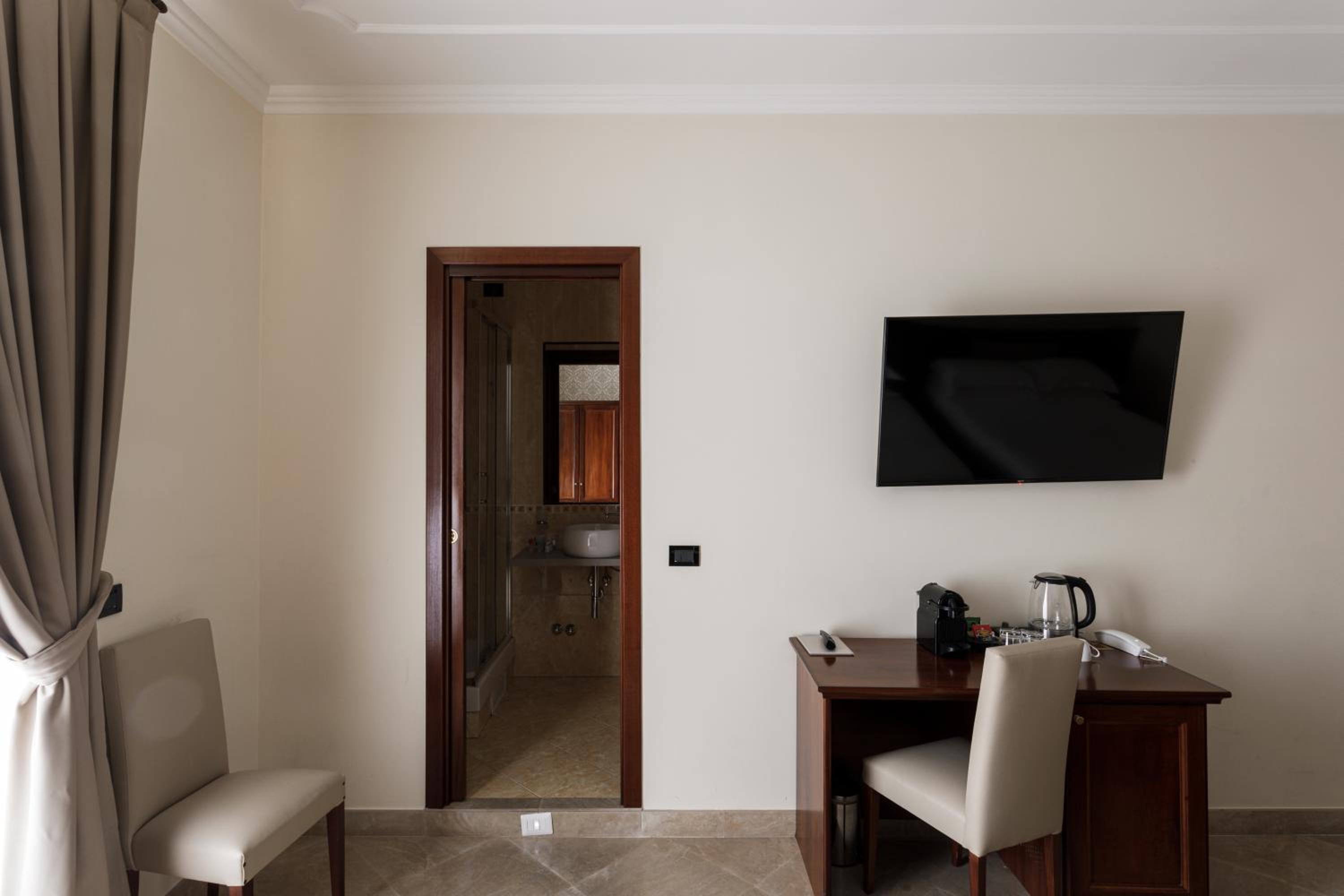 Deluxe Triple Room photo 1