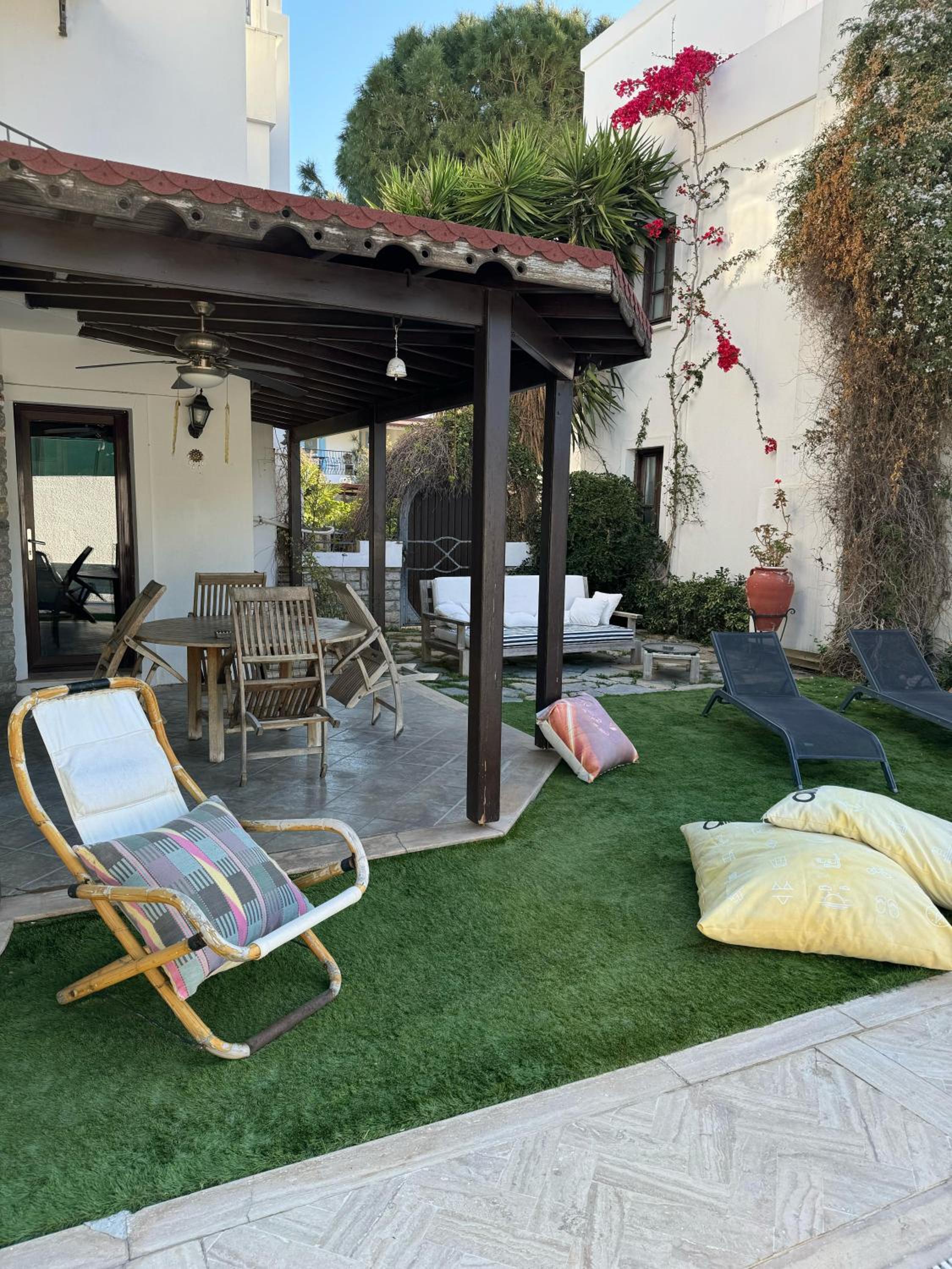 Villa with Private Pool photo 3