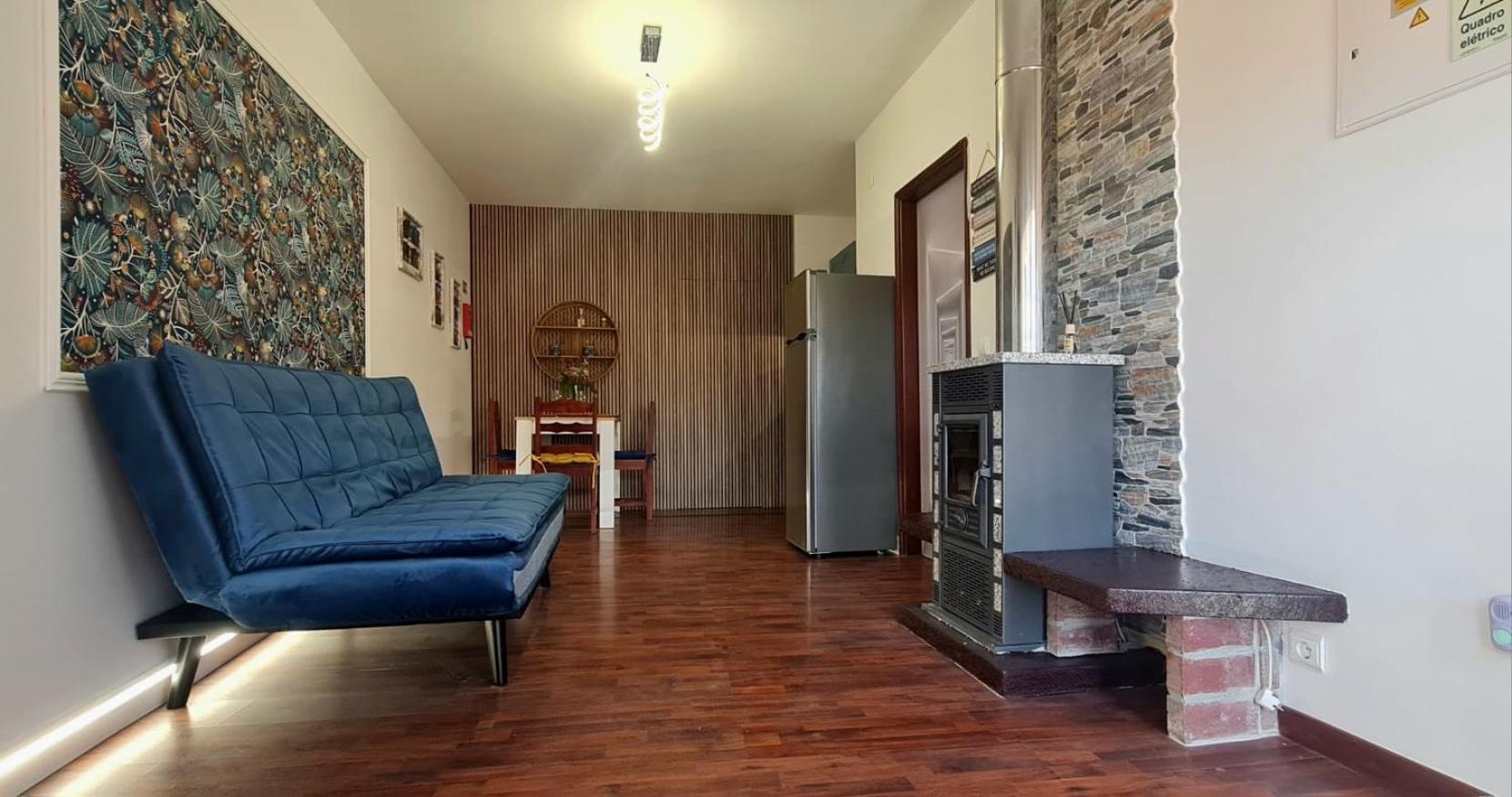 One-Bedroom Apartment photo 1