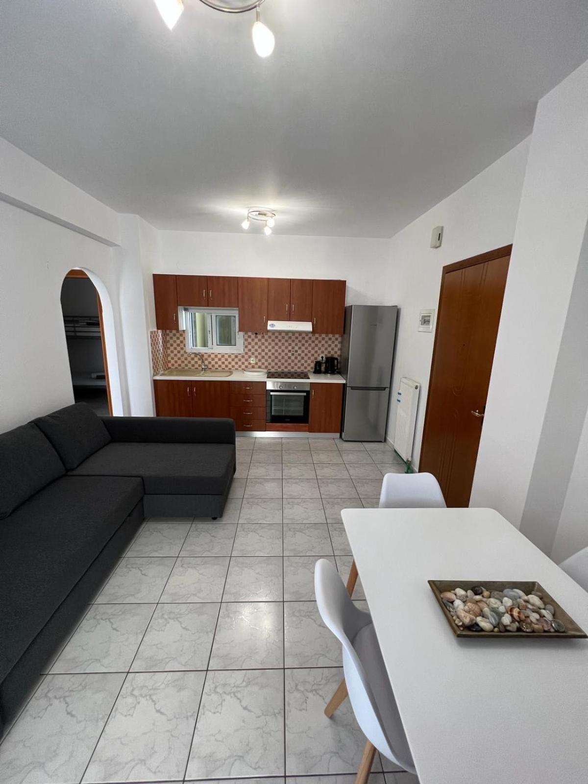 Two-Bedroom Apartment photo 2