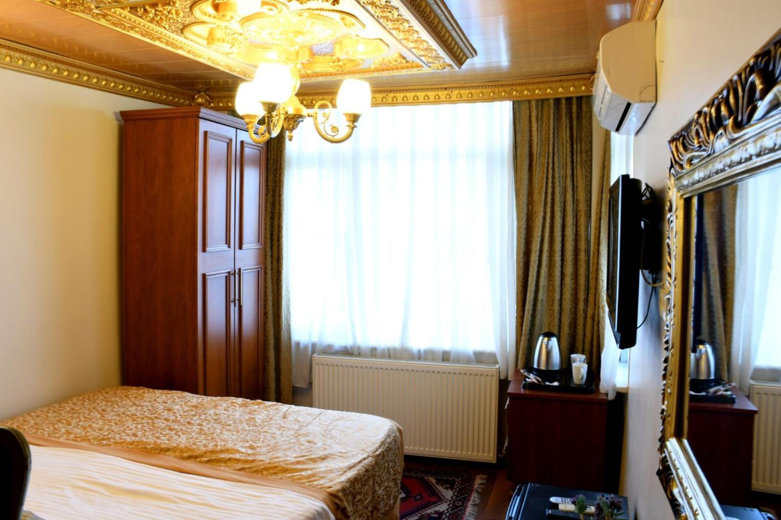 Double Room with Sea View photo 2