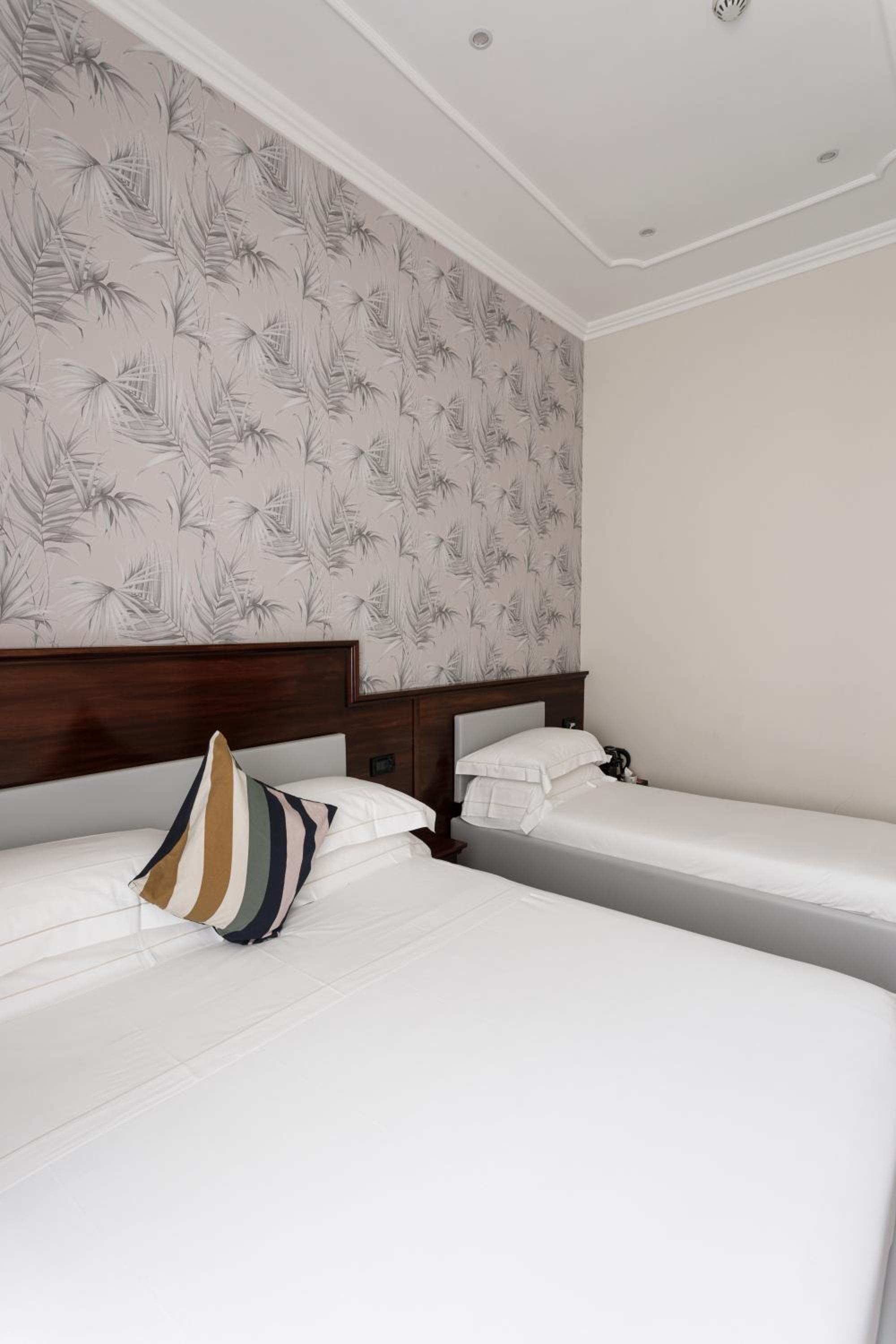 Triple Room photo 3