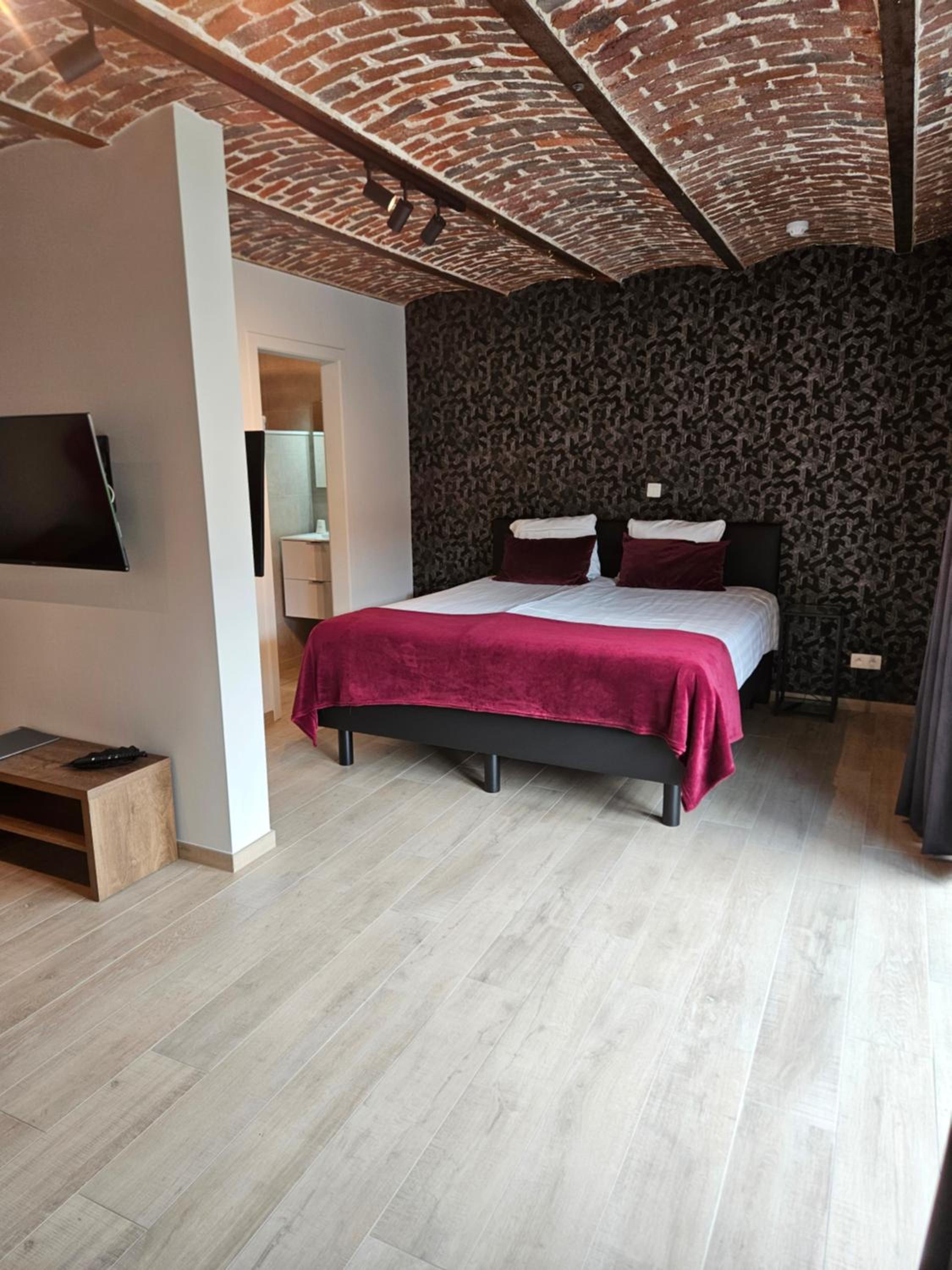 King Room with Spa Bath photo 1