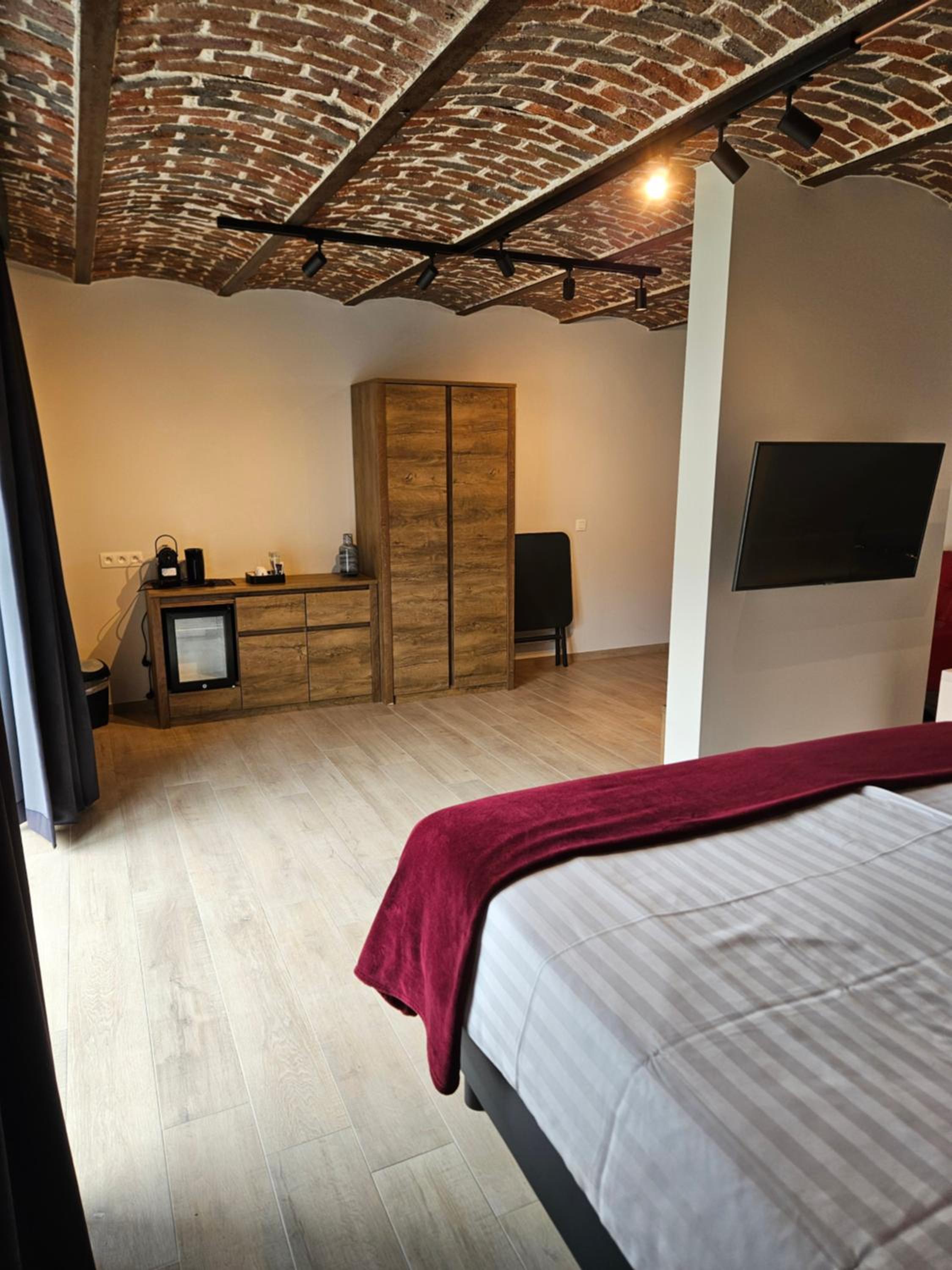 King Room with Spa Bath photo 3