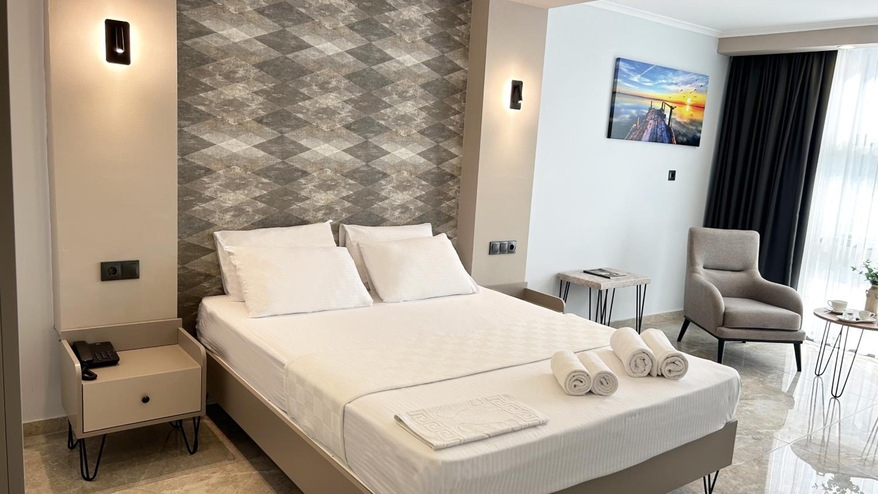 Standard Double Room - Photo 2