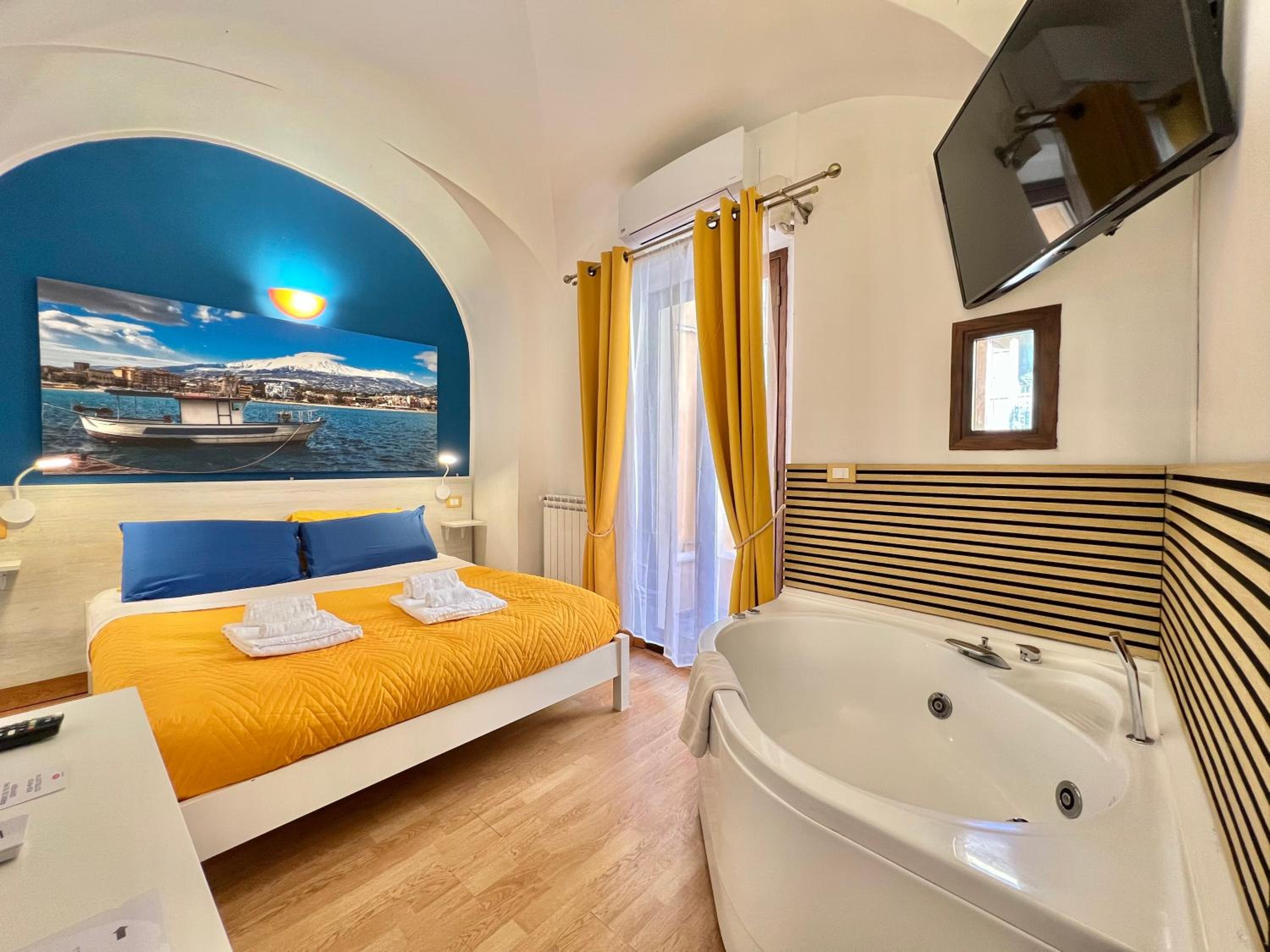 Superior King Room photo 1