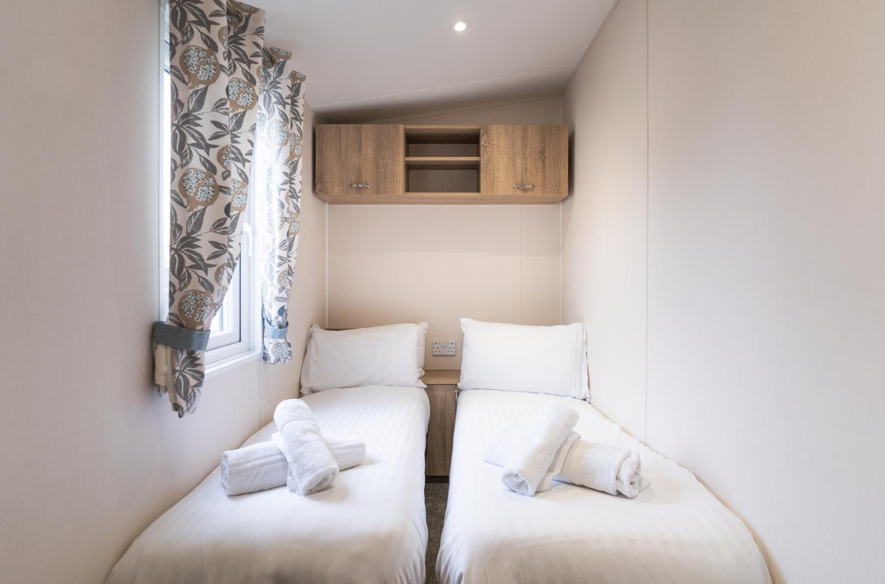 Marine Mini Lodge