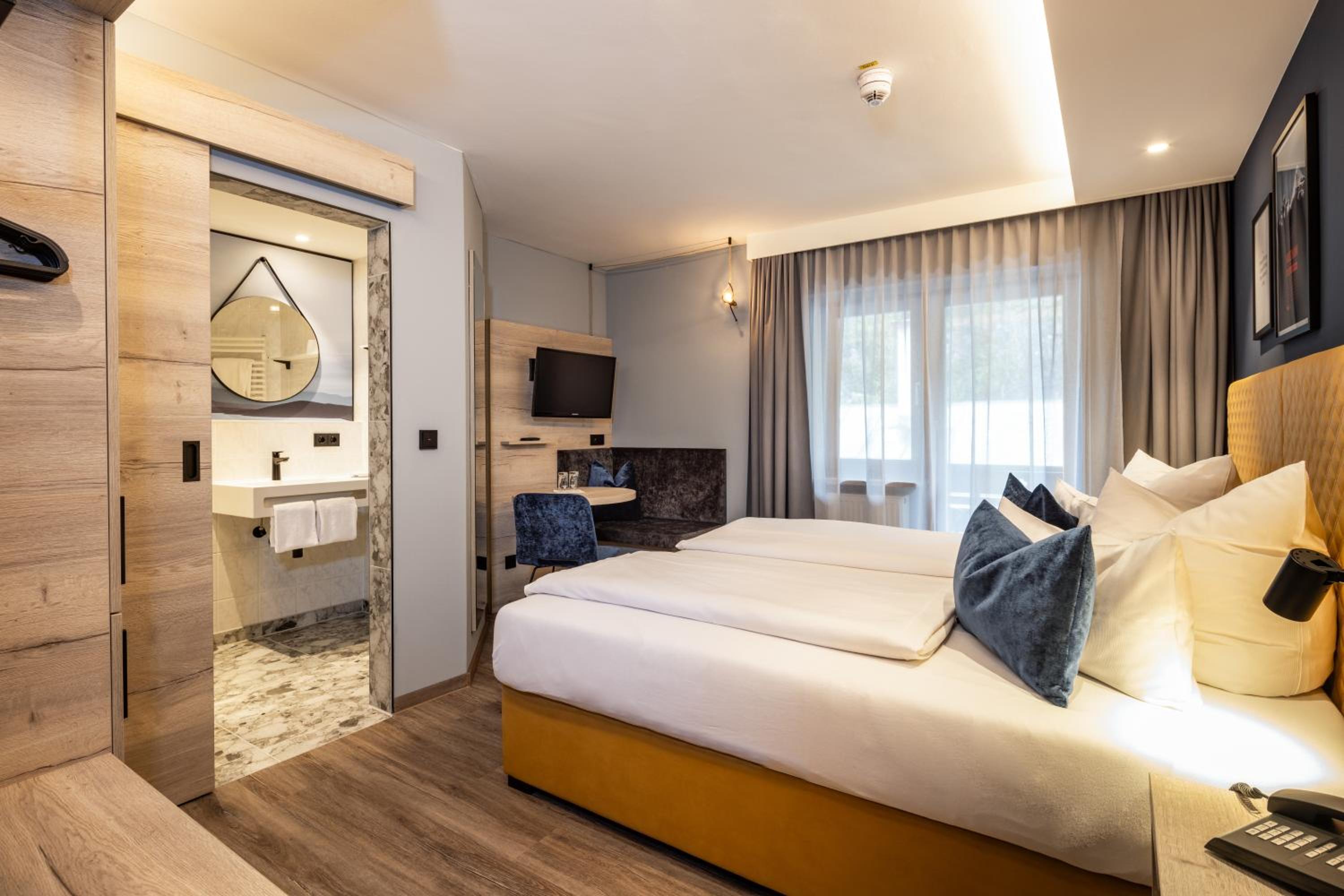 Small Double Room photo 3