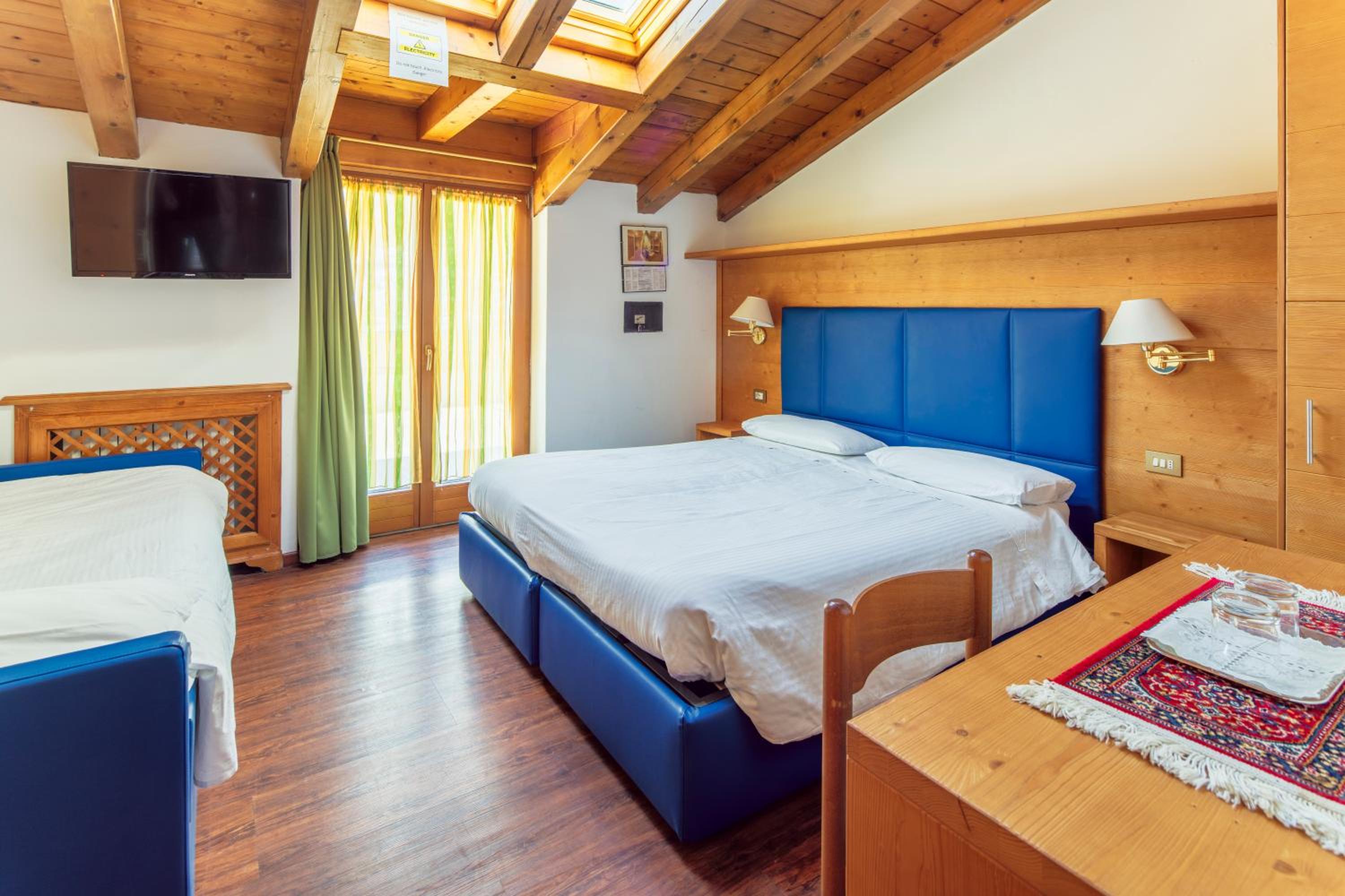 Triple Room photo 2
