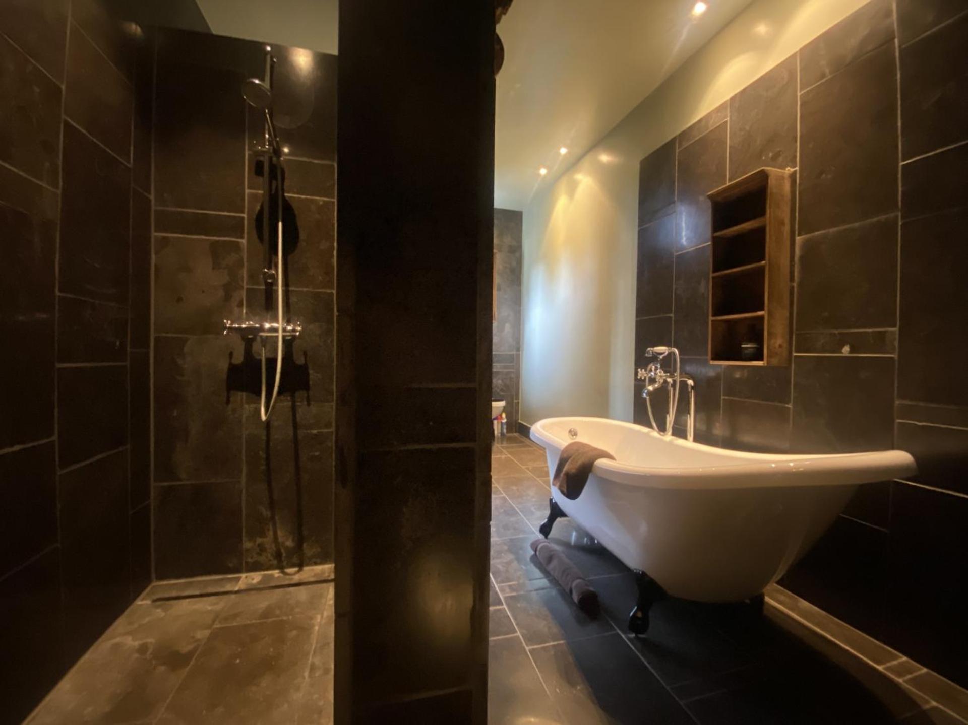 Hemingway Suite - Photo 11