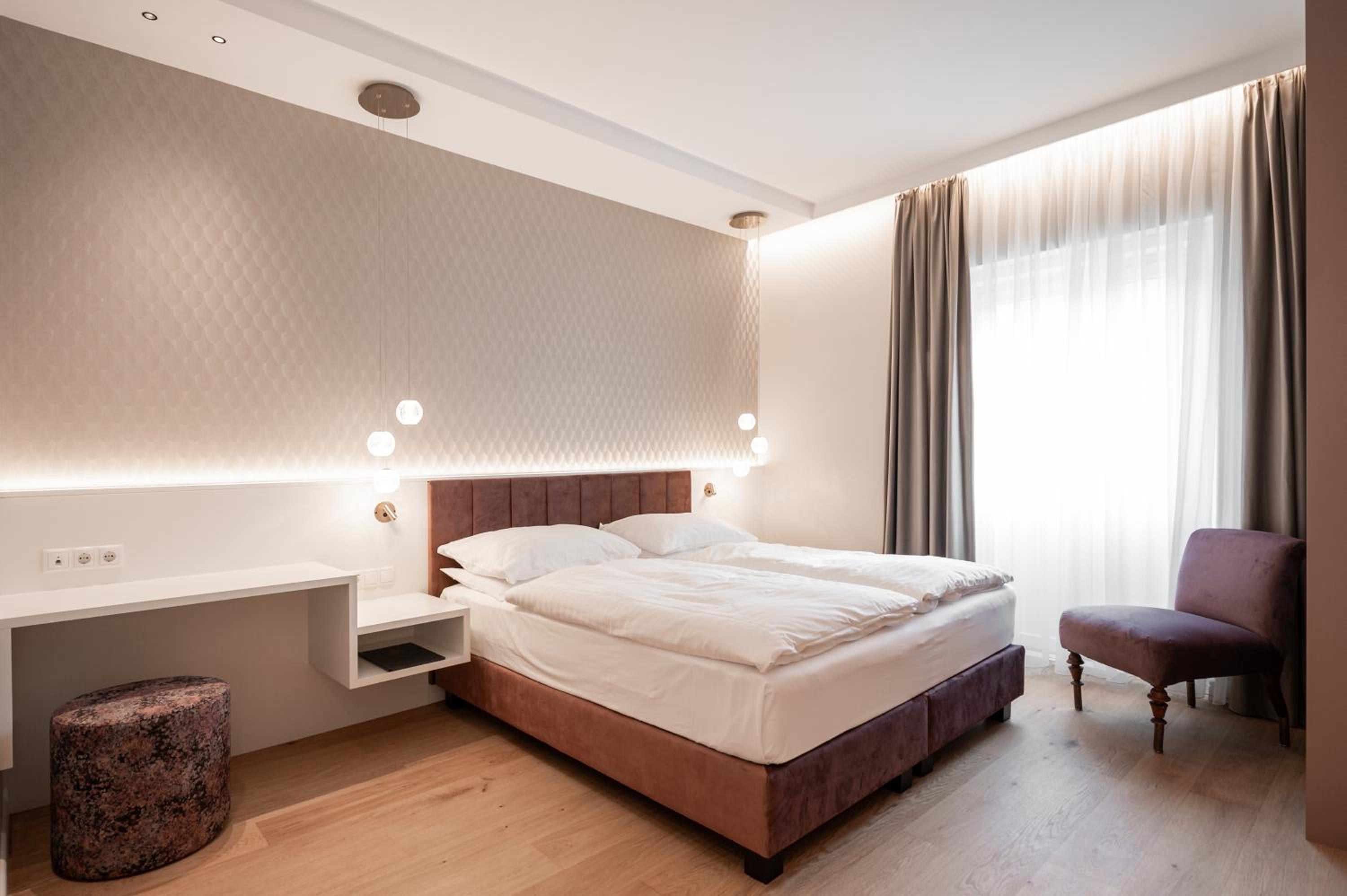Superior Double or Twin Room - Photo 17
