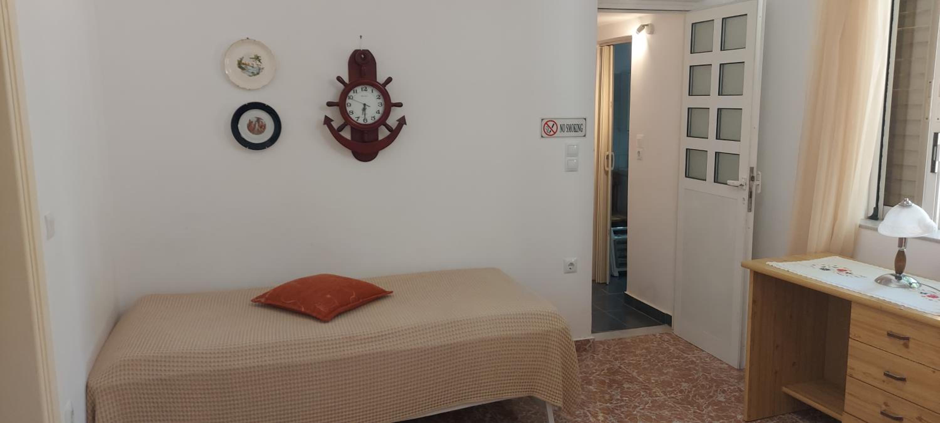 Two-Bedroom House - Photo 37