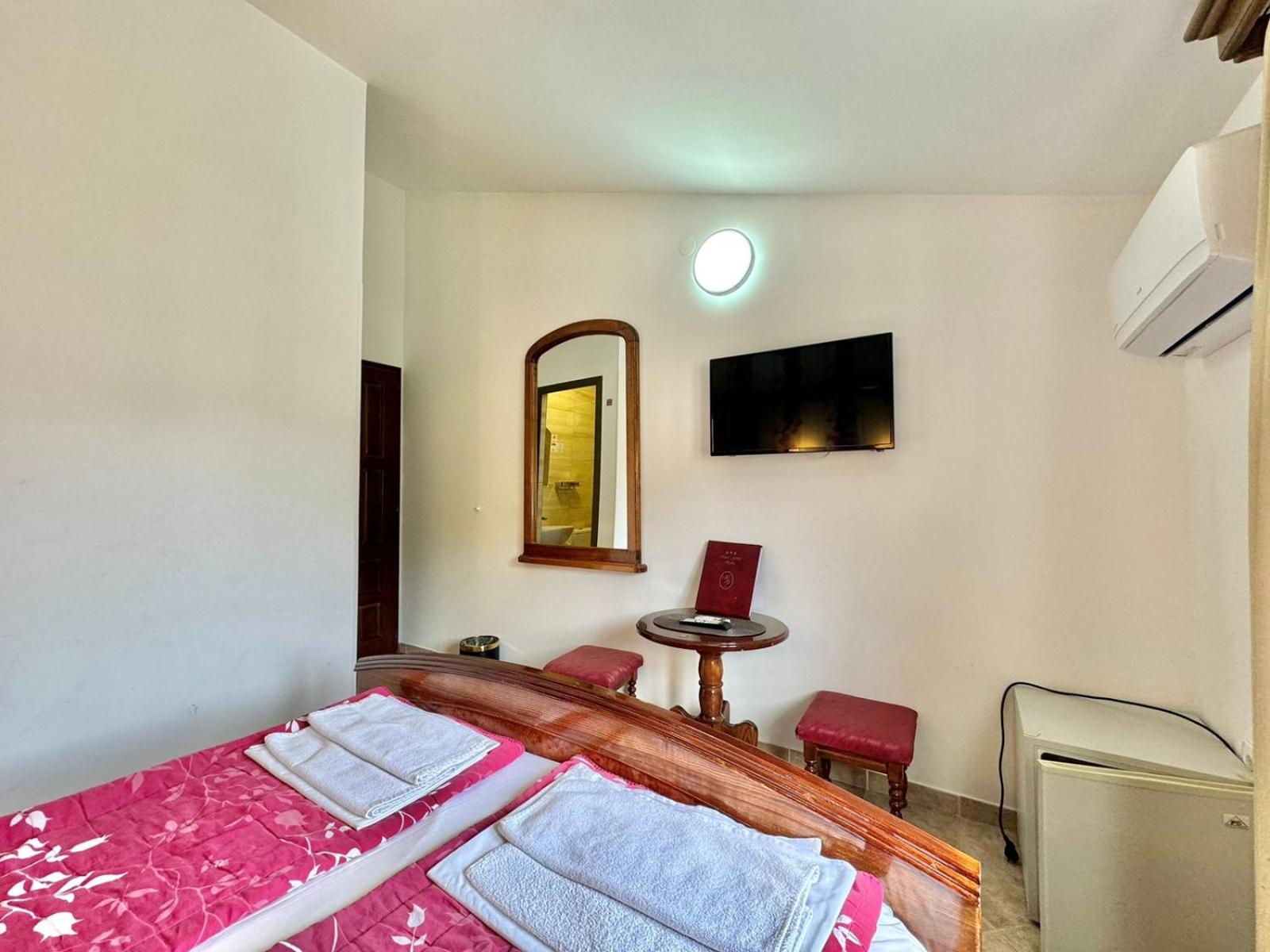 Superior Double Room - Photo 8