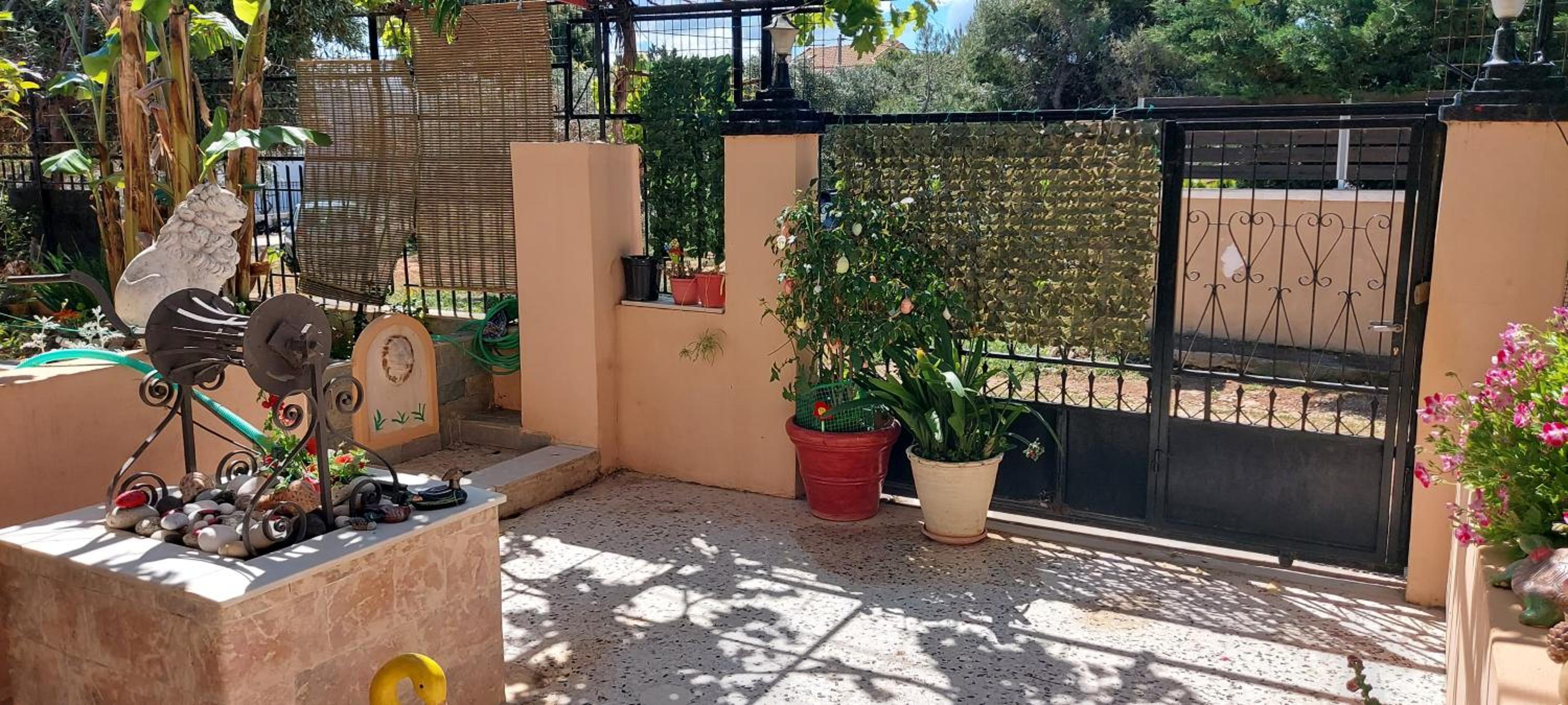 Two-Bedroom House - Photo 19
