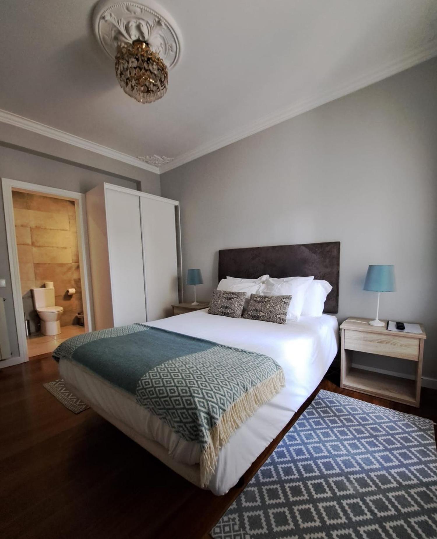 Economy Double Room photo 2