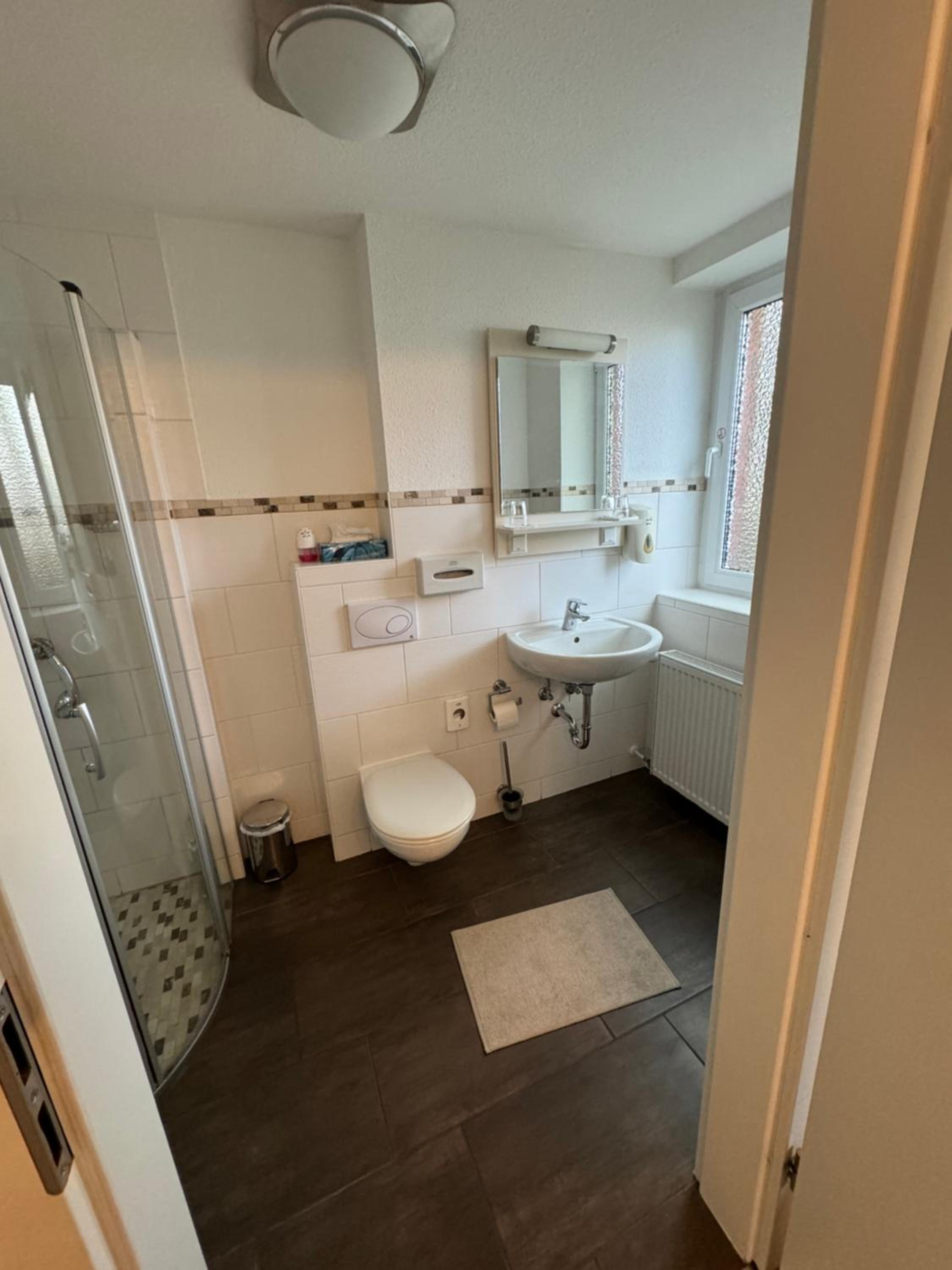 Single Room with Shower photo 3