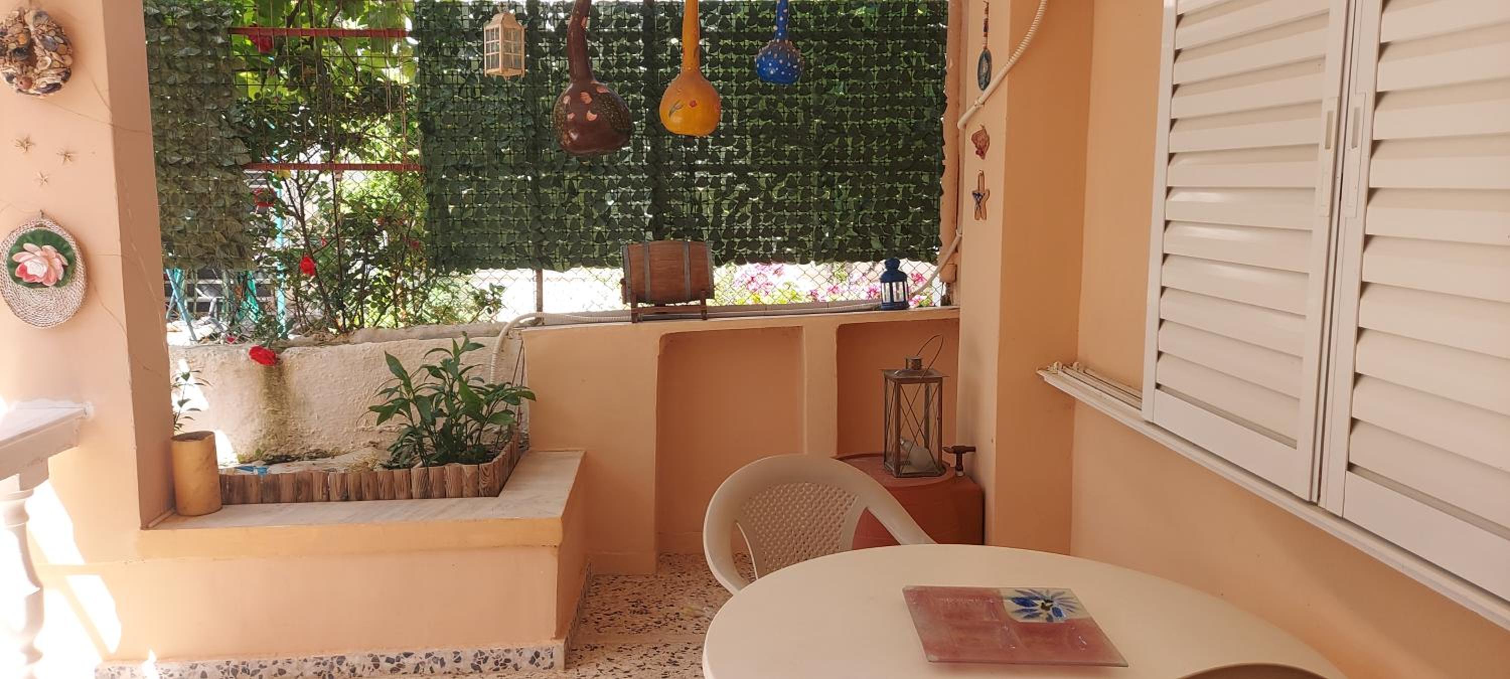 Two-Bedroom House - Photo 11
