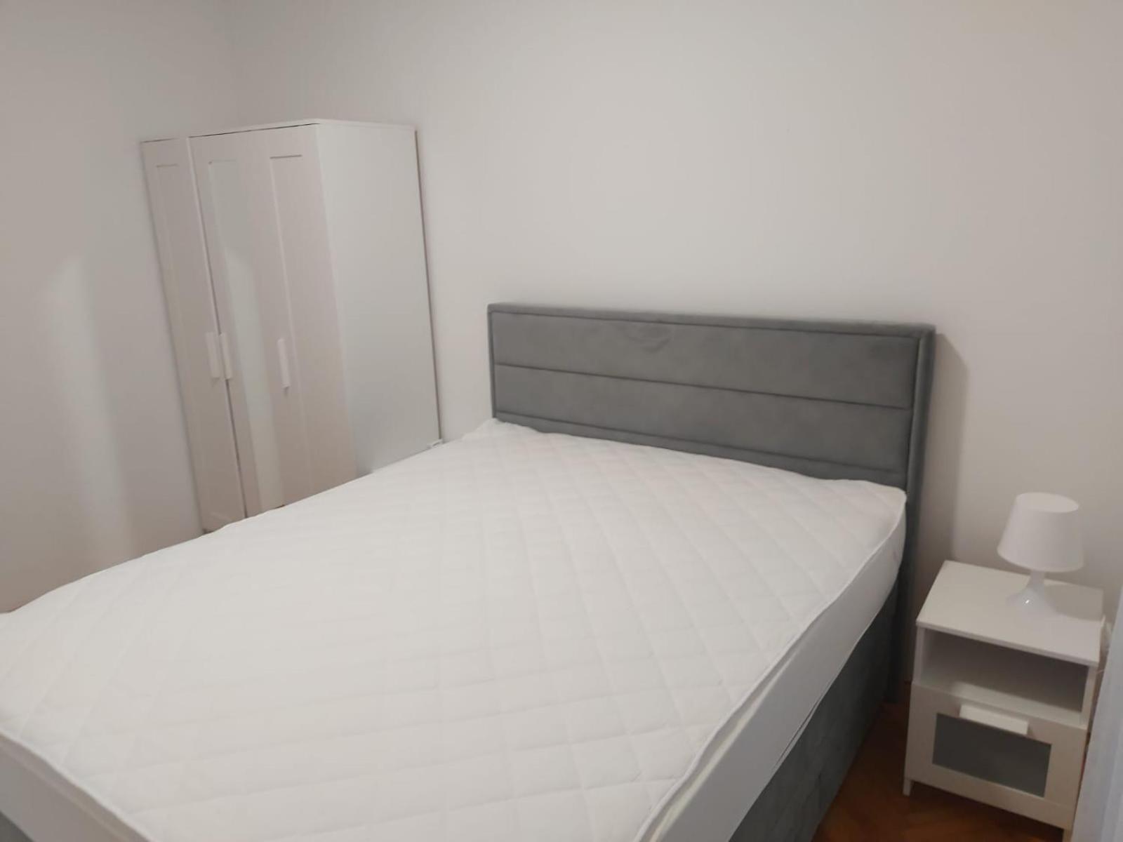 Two-Bedroom Apartment photo 2