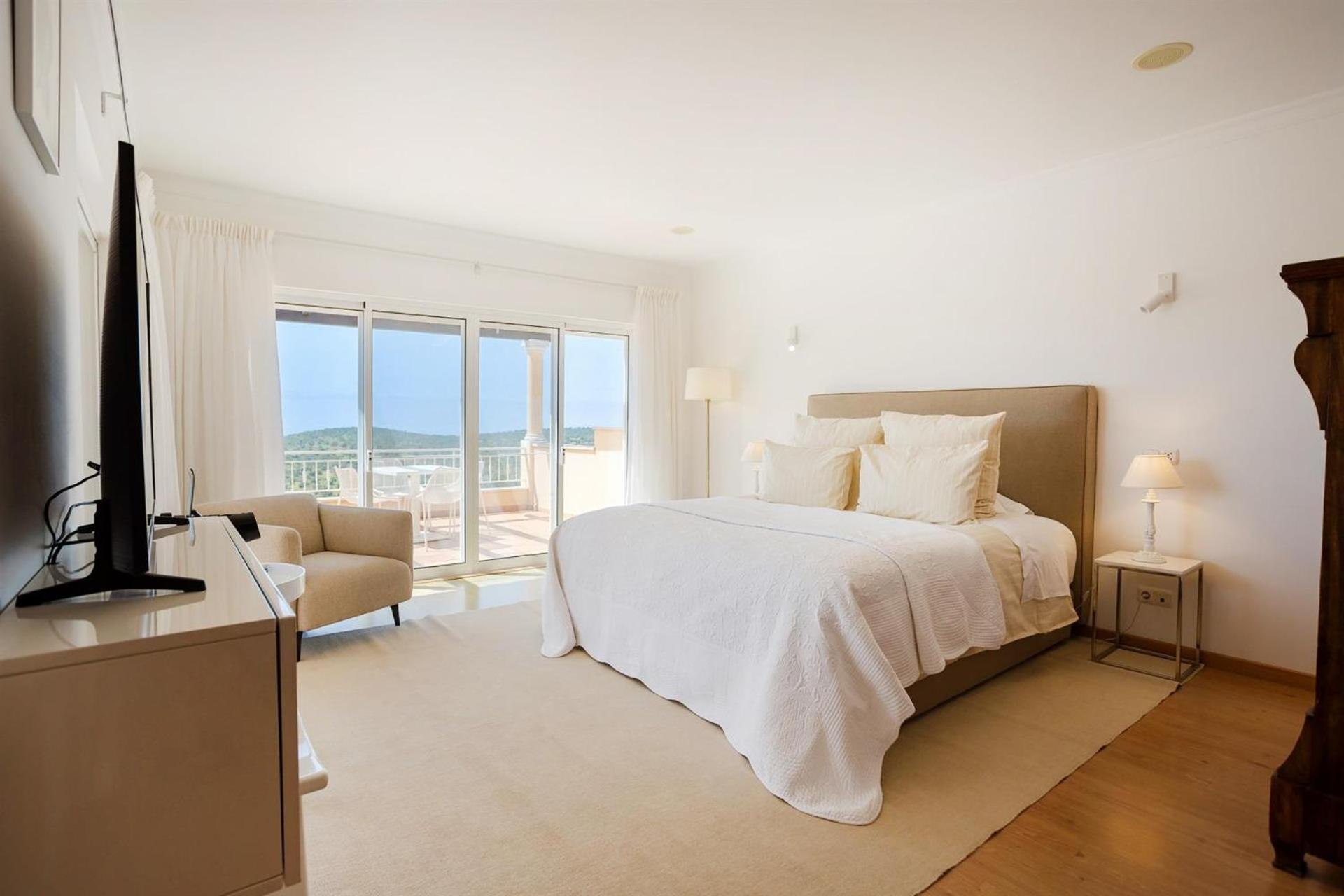 Penthouse Suite photo 1