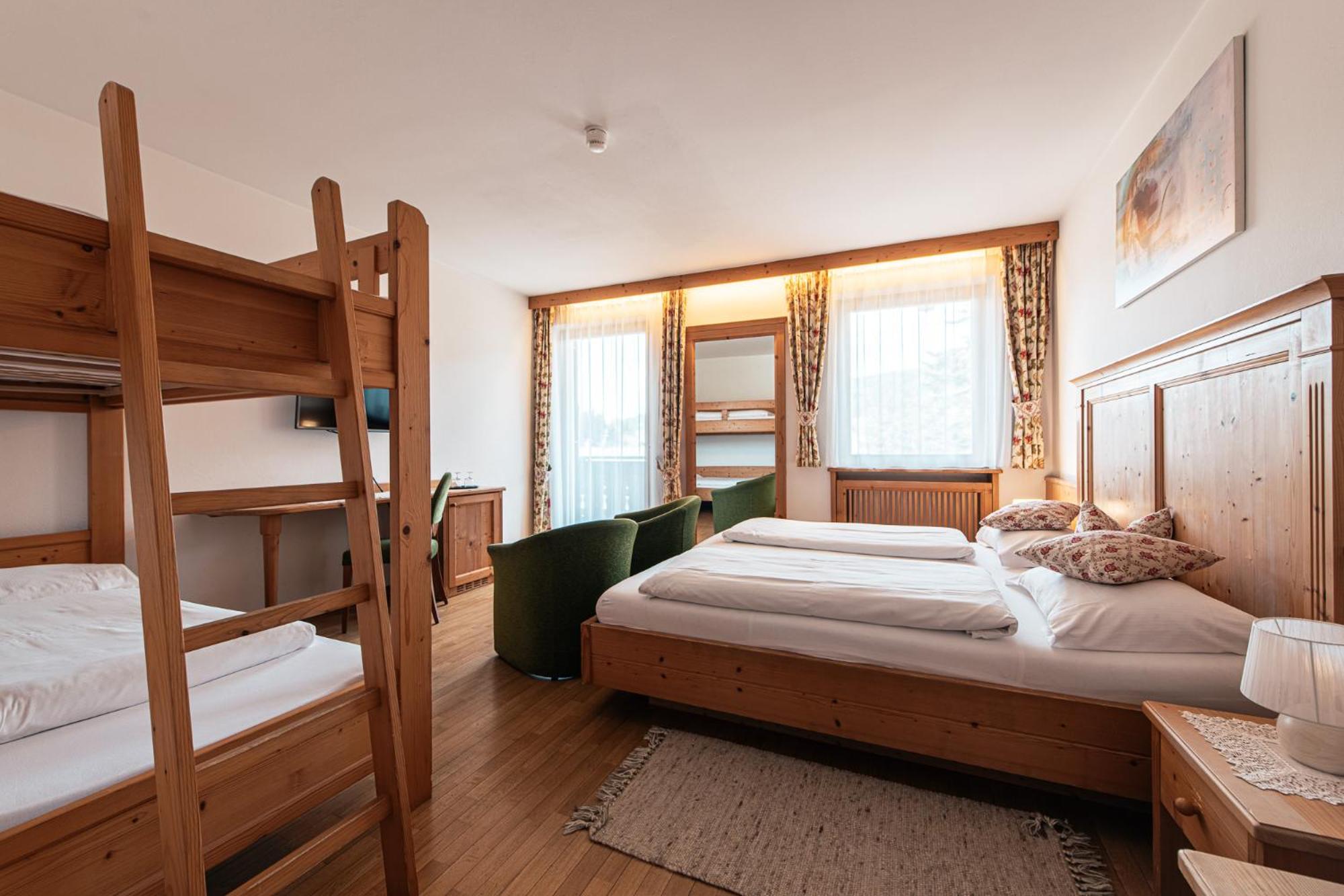 Quadruple Room photo 1