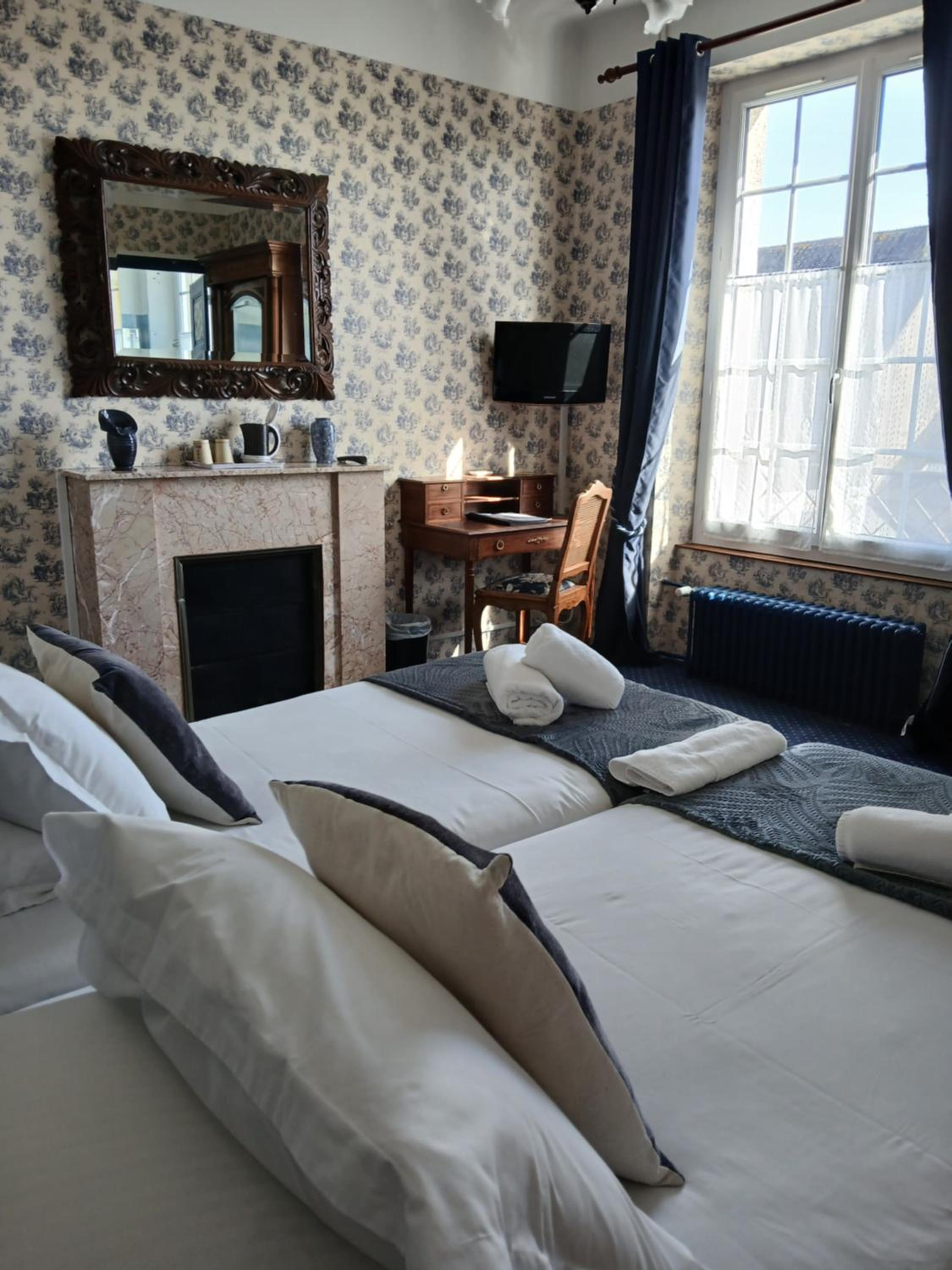 Twin Superior Room photo 3