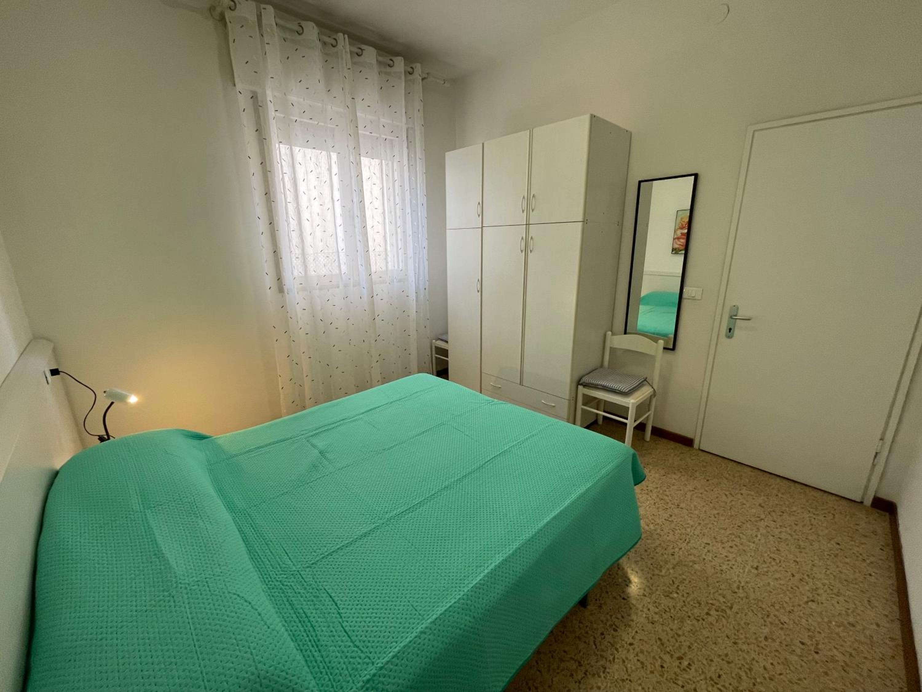 One-Bedroom Apartment with Garden