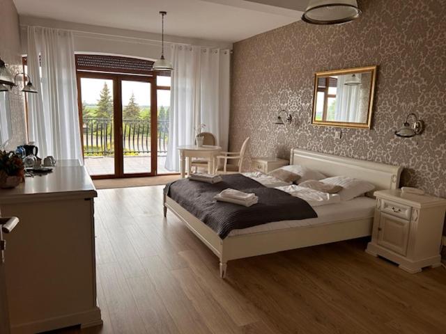 Deluxe Double Room - Photo 16