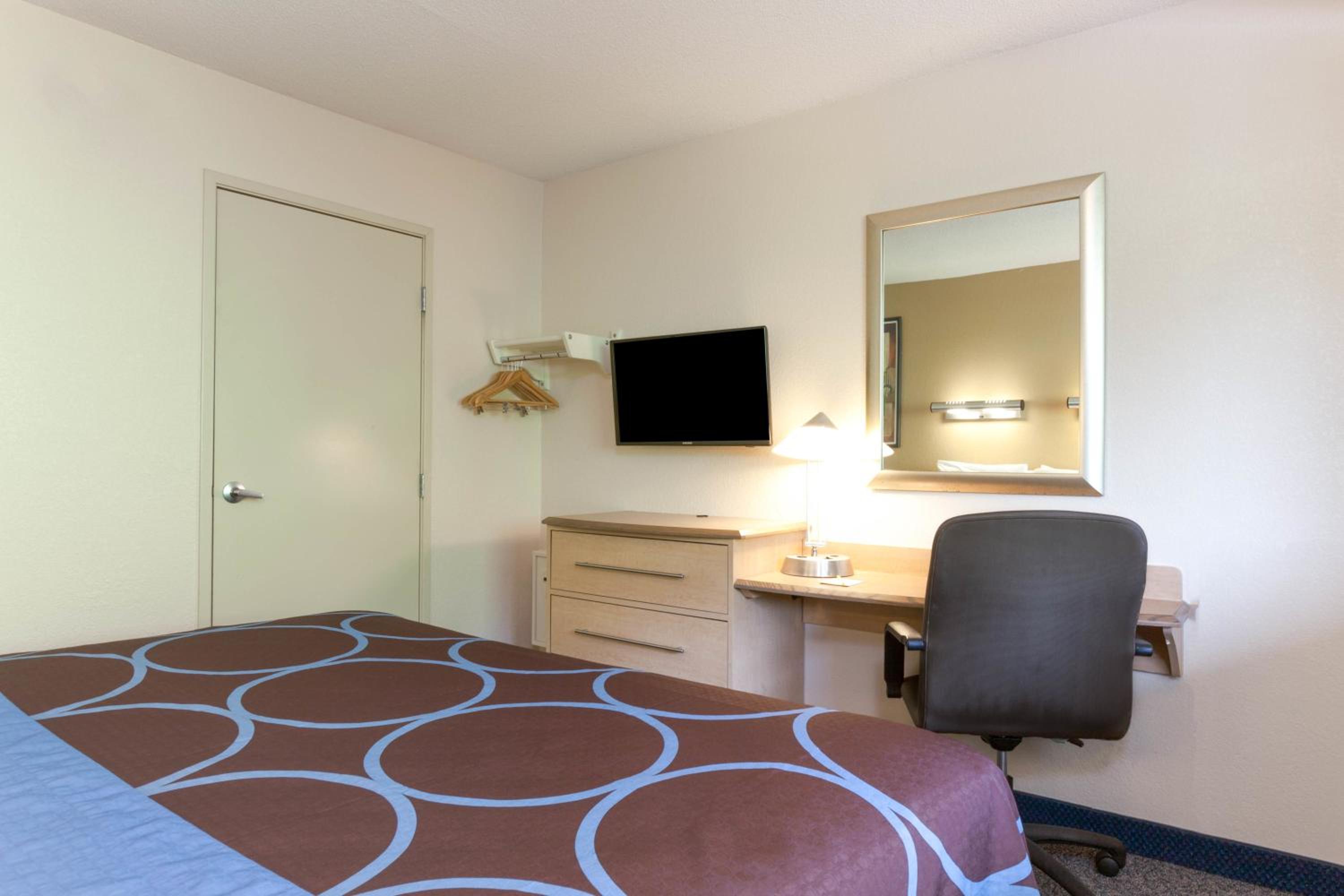 King Room - Smoking  - Photo 1