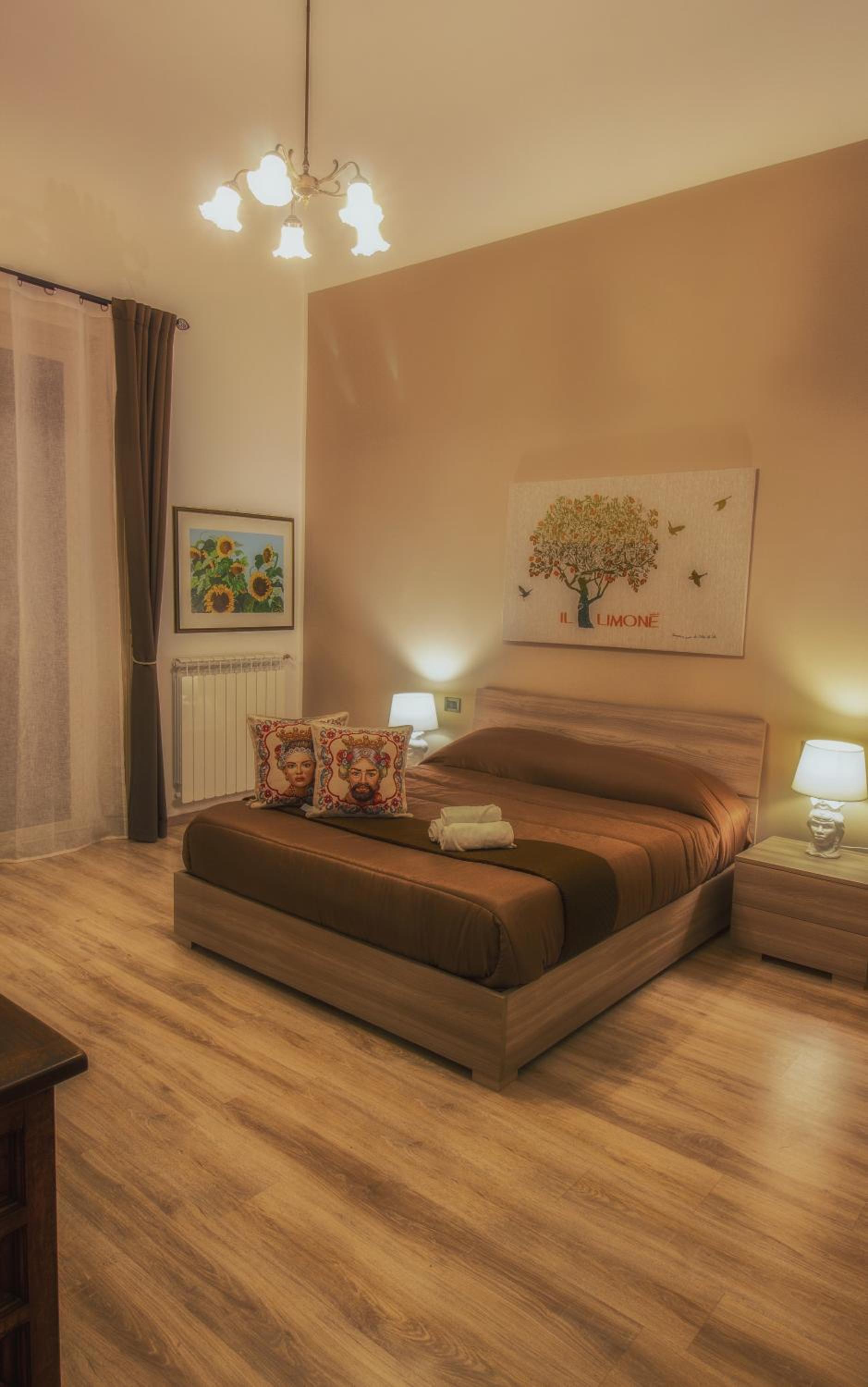 Quadruple Room with Private Bathroom