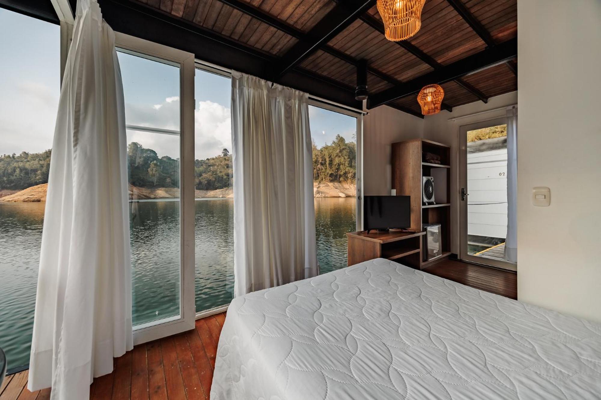 Double Room with Lake View