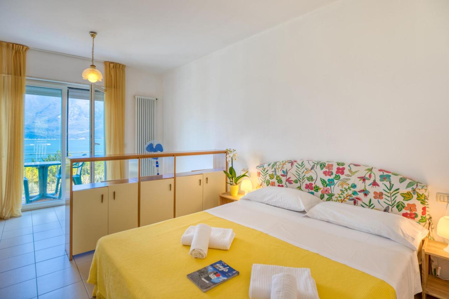 Quadruple Room with Lake View photo 1
