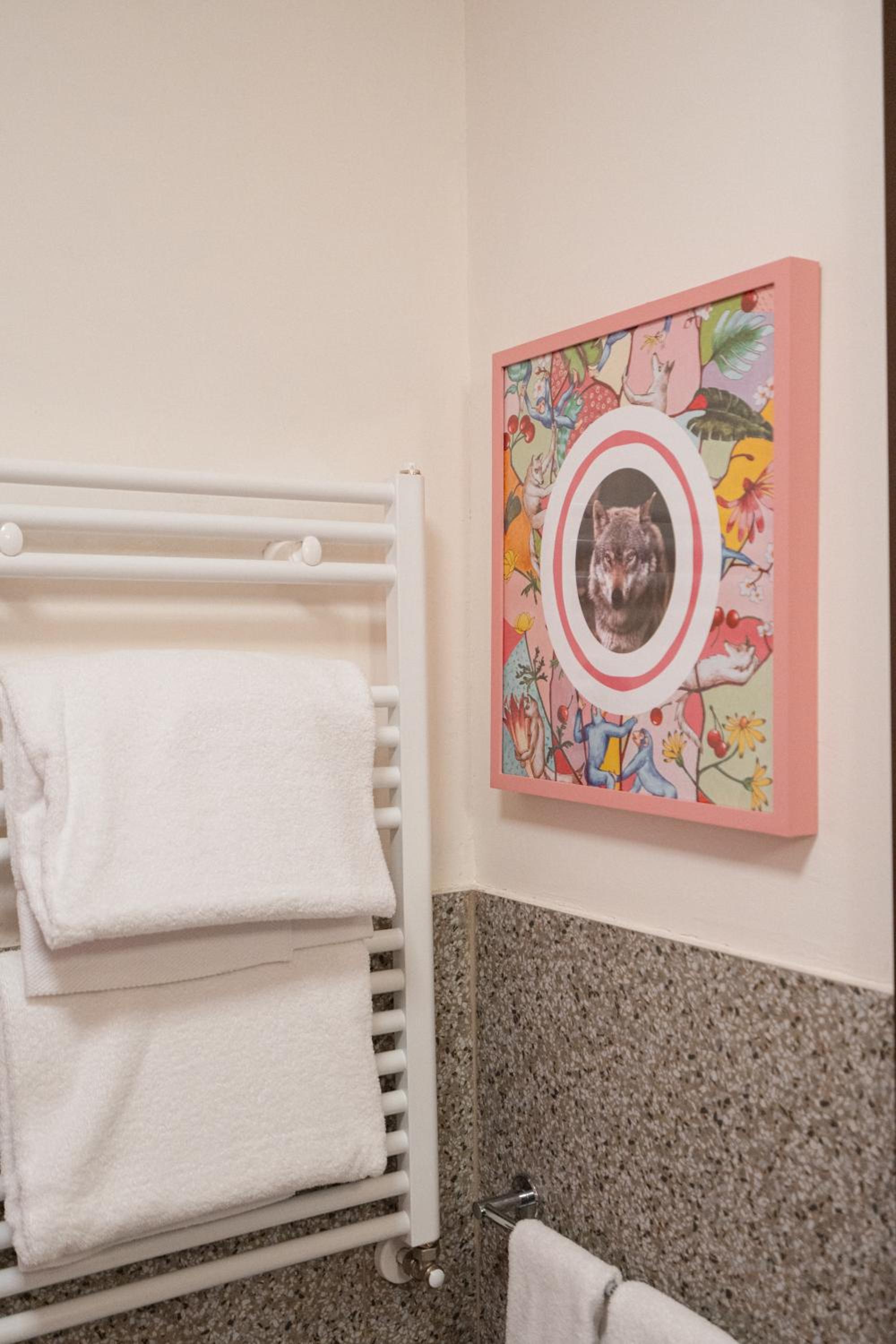 Standard Double or Twin Room - Photo 3