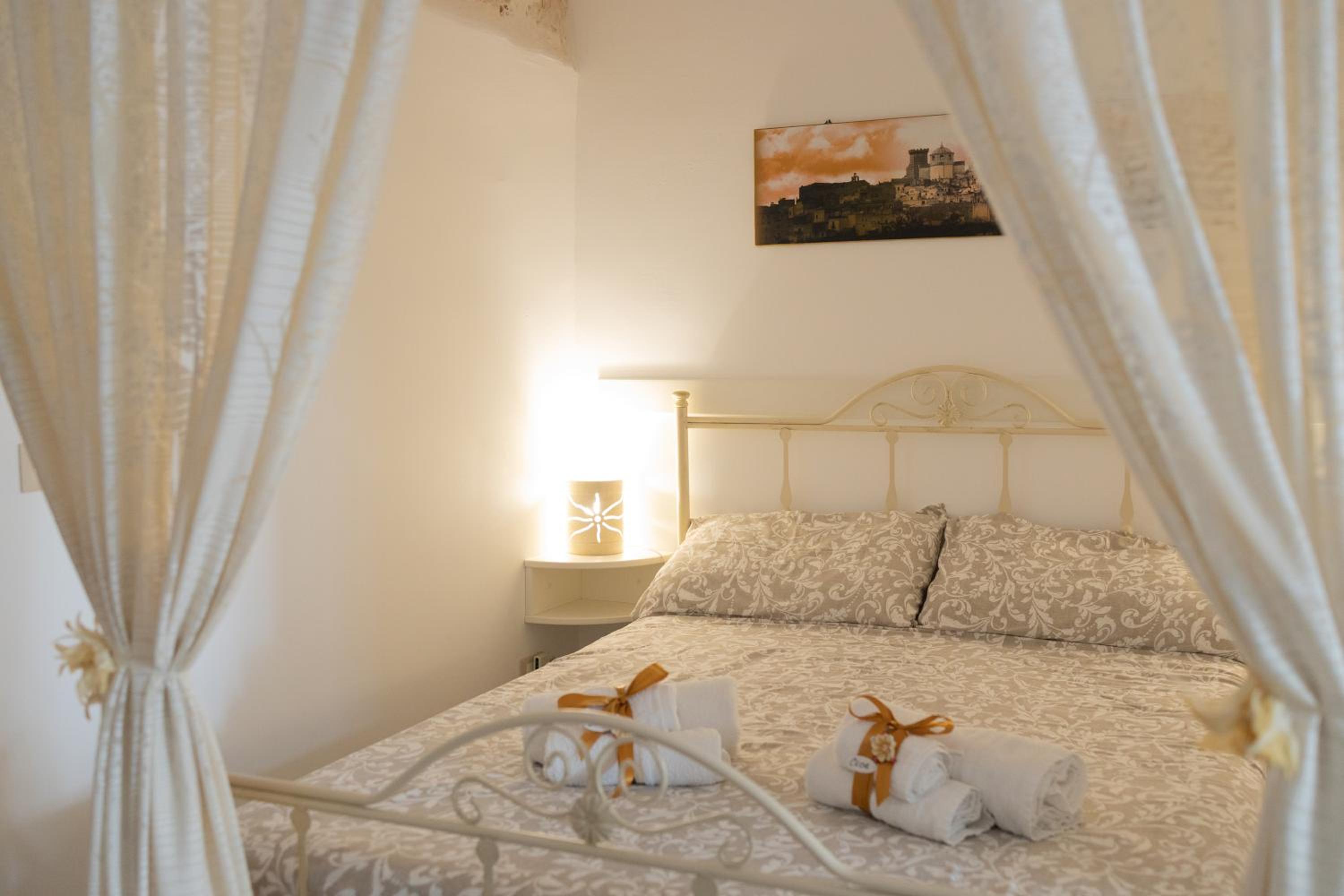 One-Bedroom House photo 1