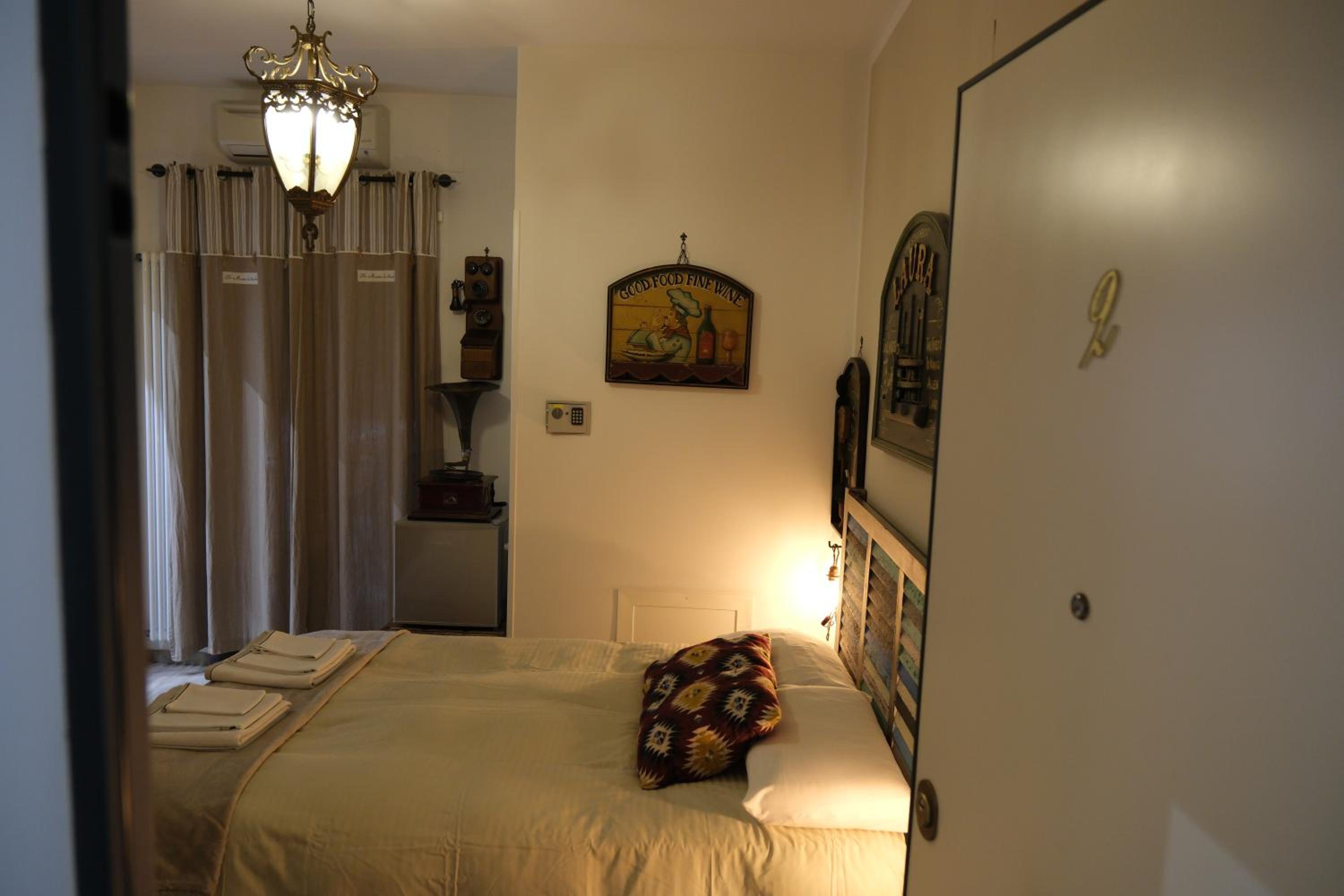 Deluxe Double Room with Balcony