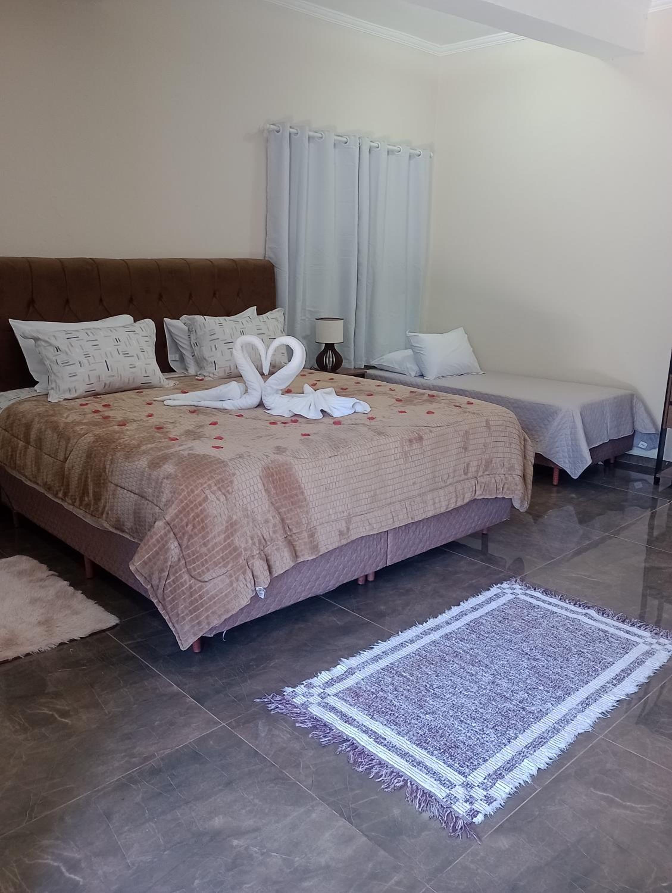 King Suite with Spa Bath photo 1