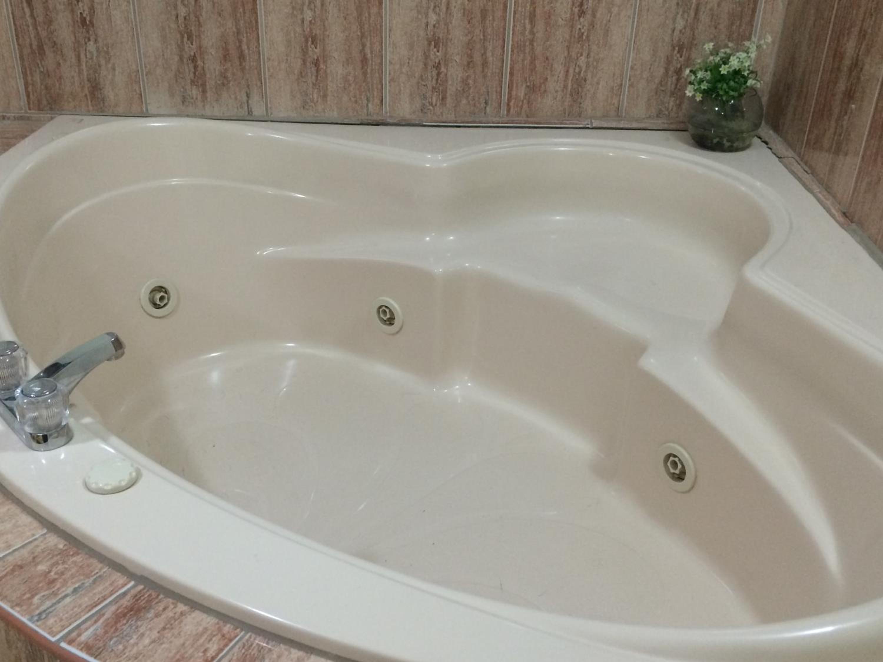 Double Room with Spa Bath