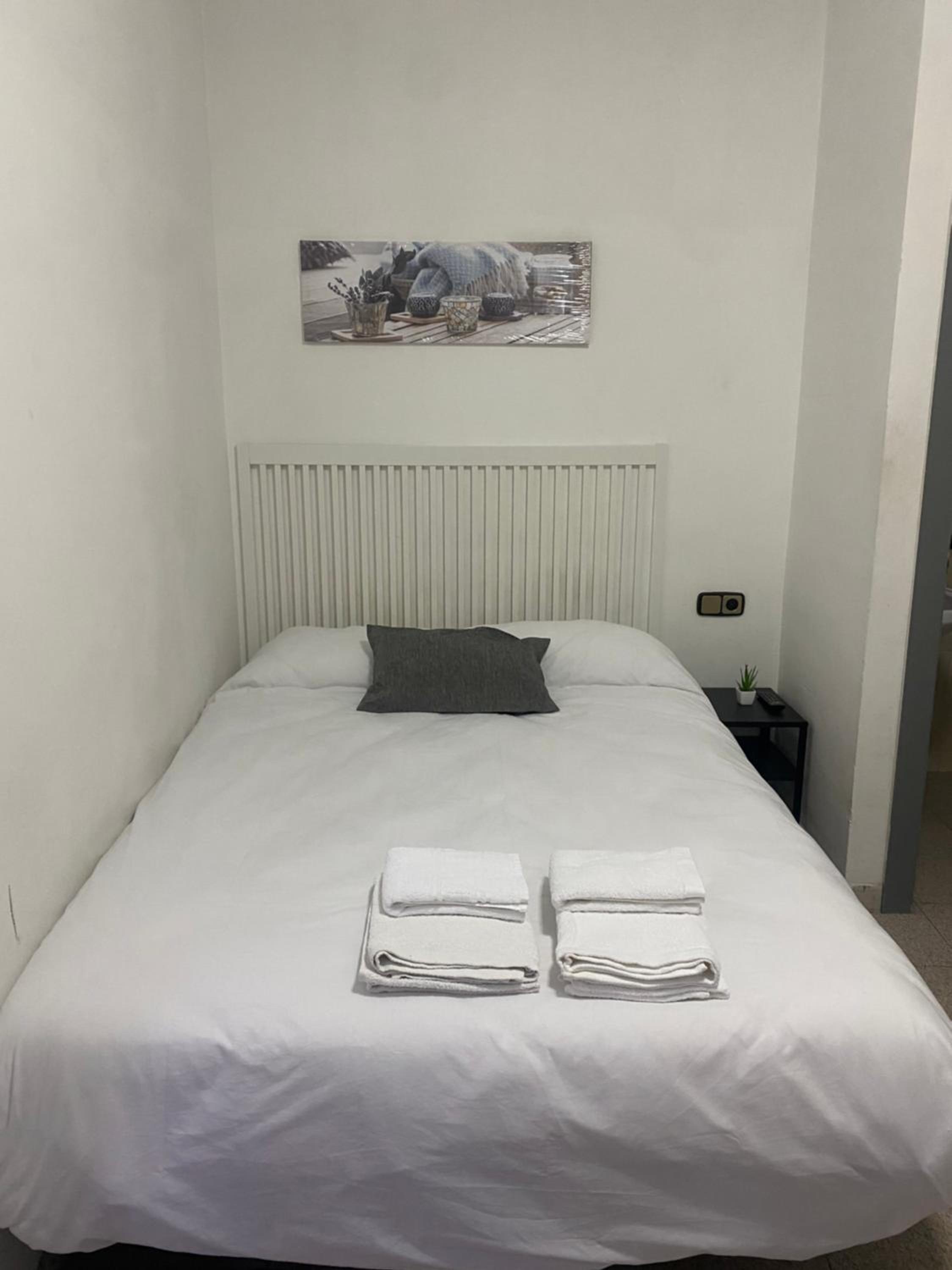 Budget Double Room photo 2