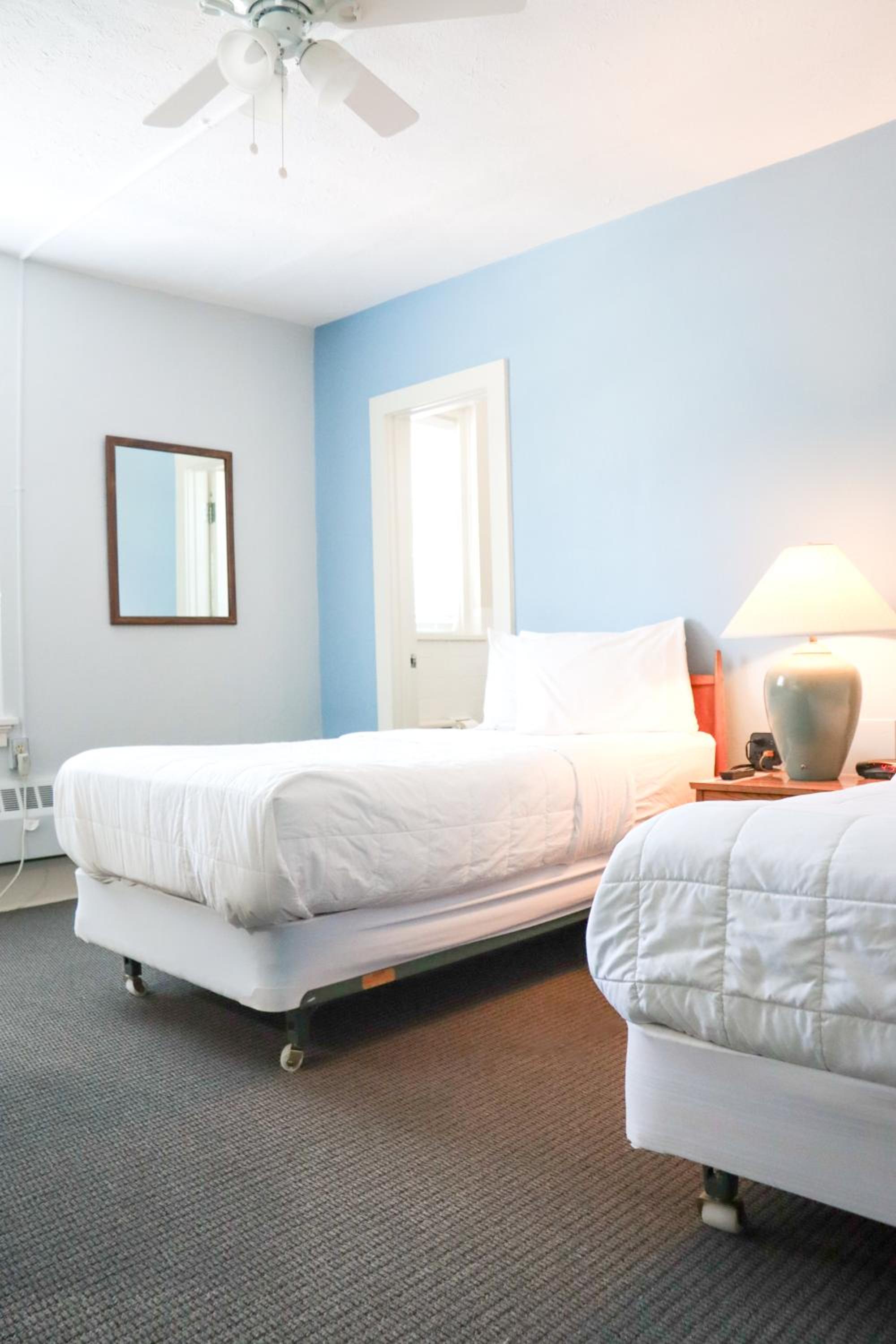 Economy Double Room photo 3